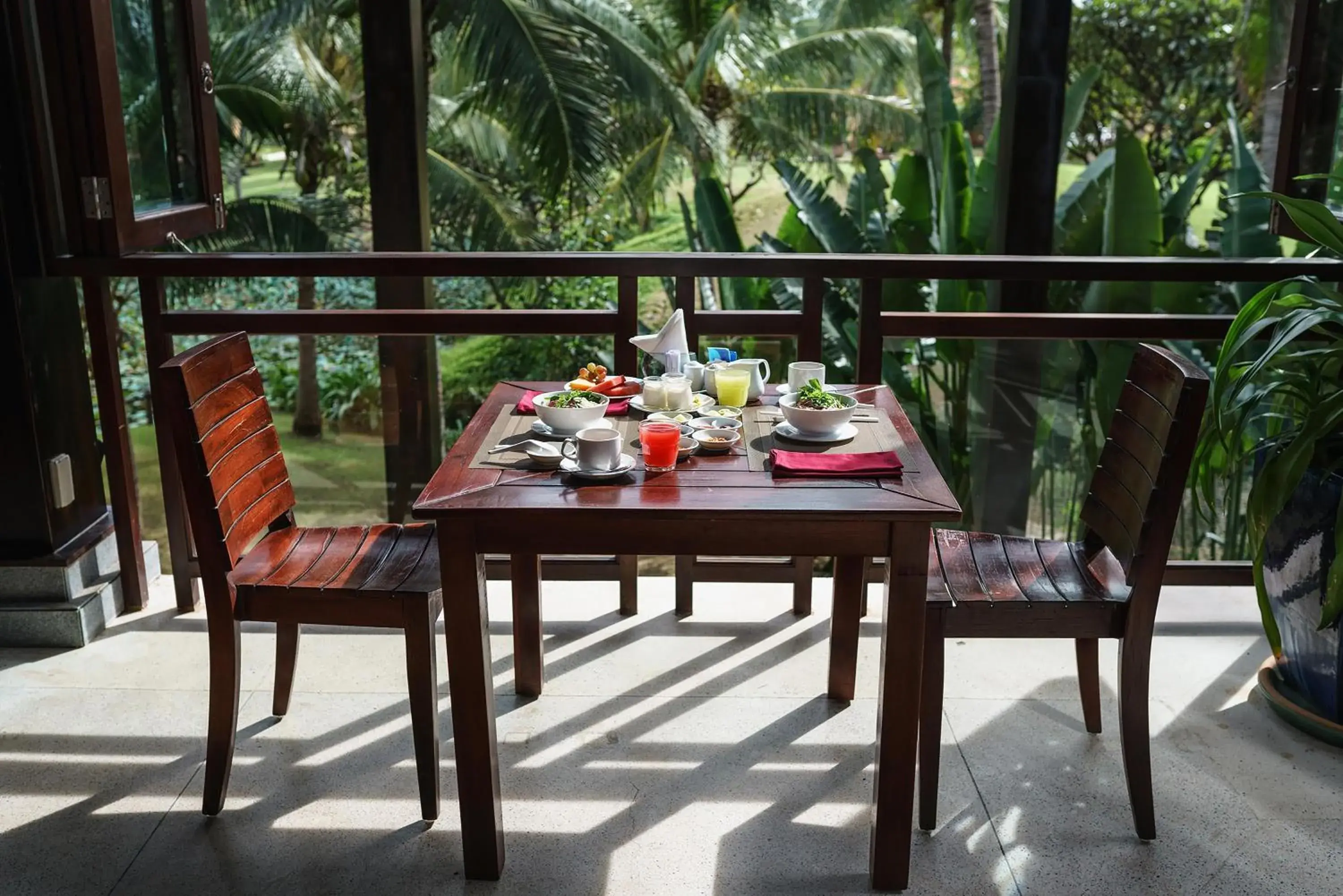 Breakfast in Pandanus Resort