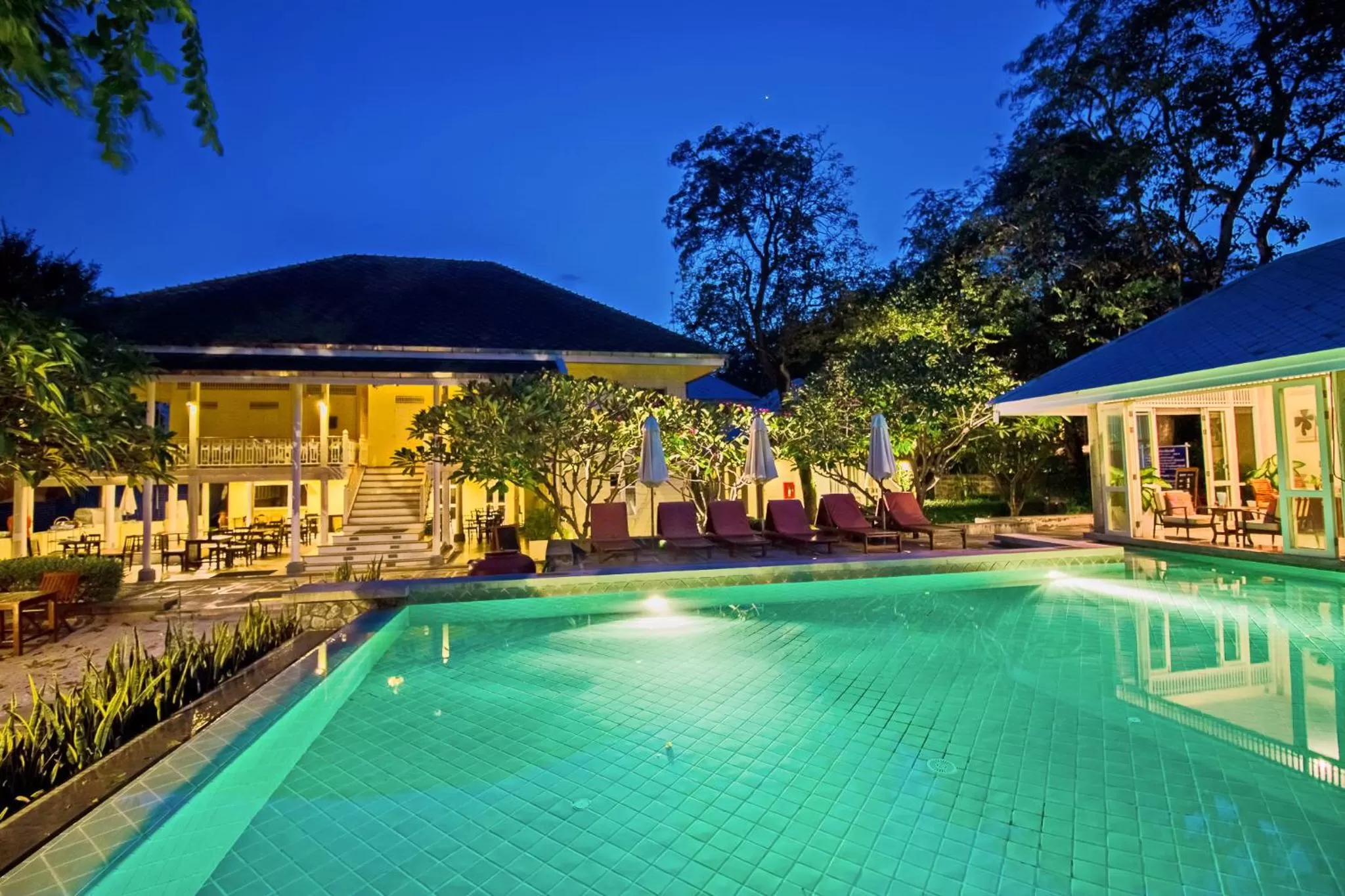 Property building in Baan Bayan - Hua Hin - SHA Extra Plus