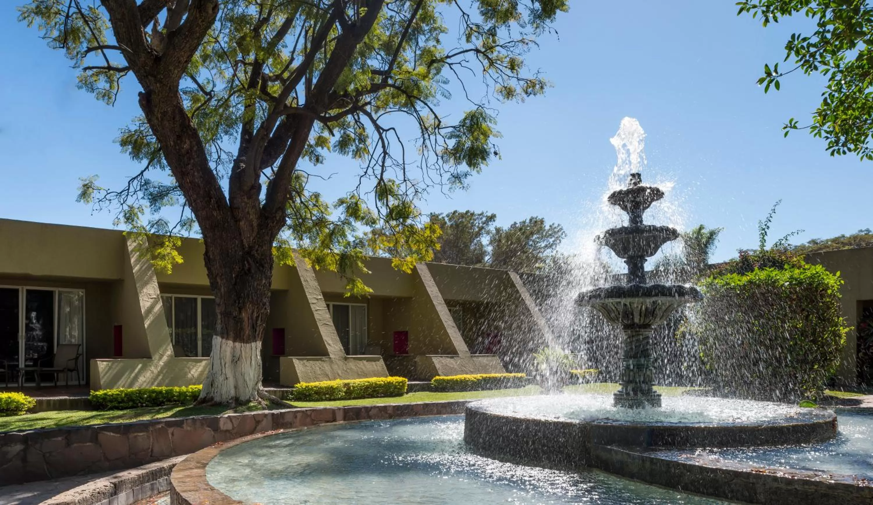 Property building in Camino Real Guadalajara