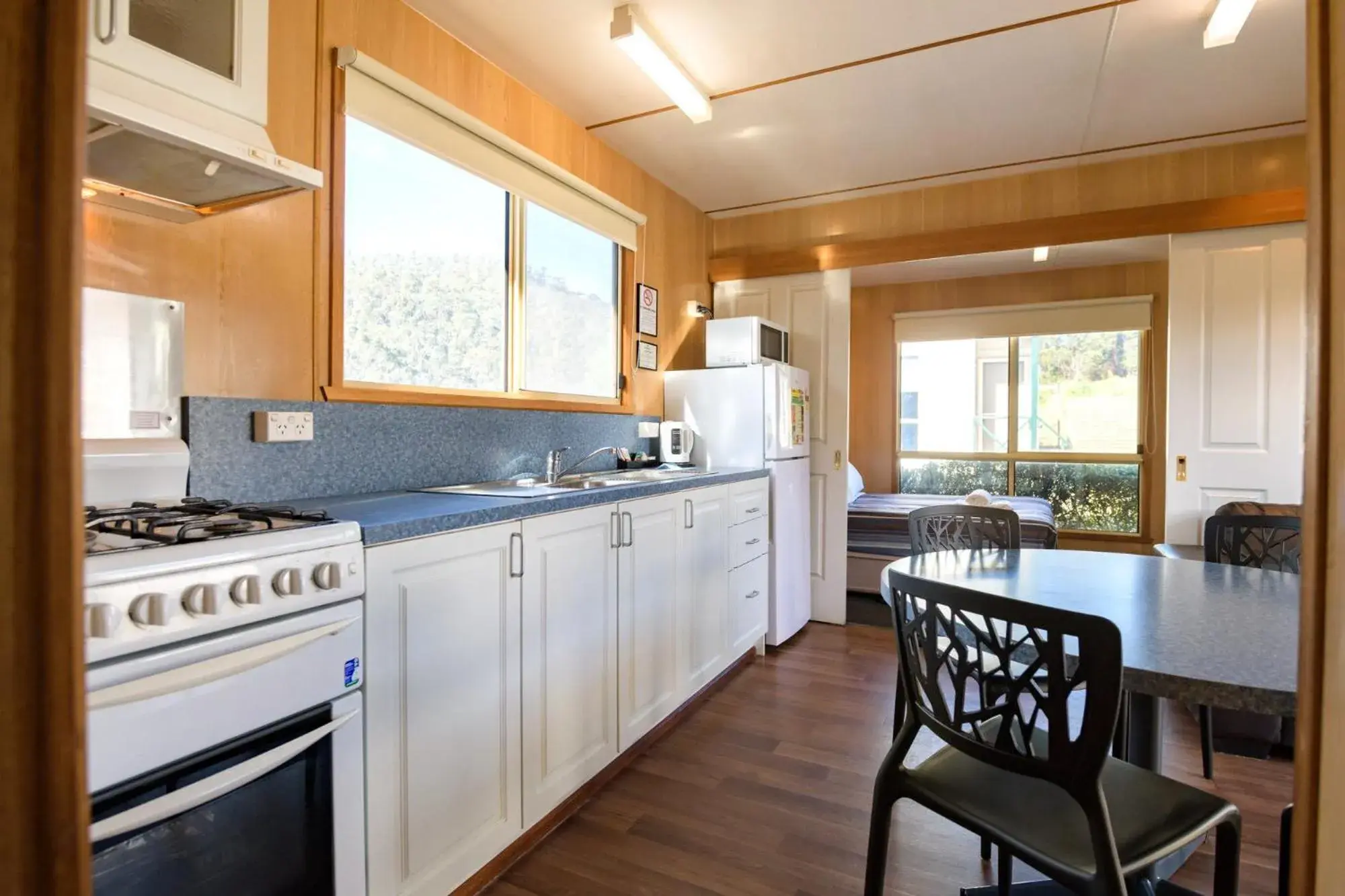 Standard 2 Bedroom Cabin in Discovery Parks - Mornington Hobart Standard 2 Bedroom Cabin in Discovery Parks - Mornington Hobart
