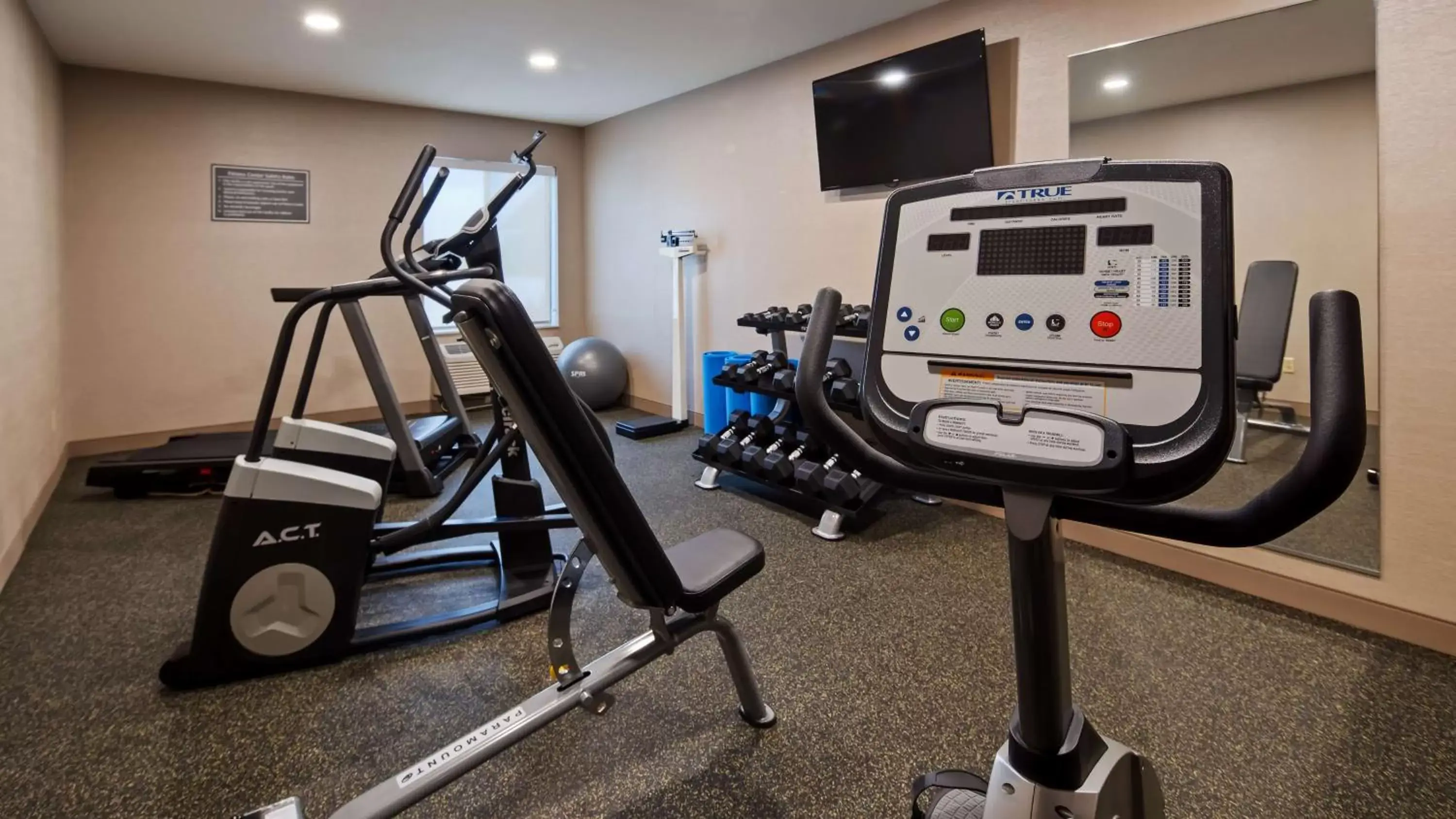 Activities, Fitness Center/Facilities in Best Western St. Clairsville Inn & Suites