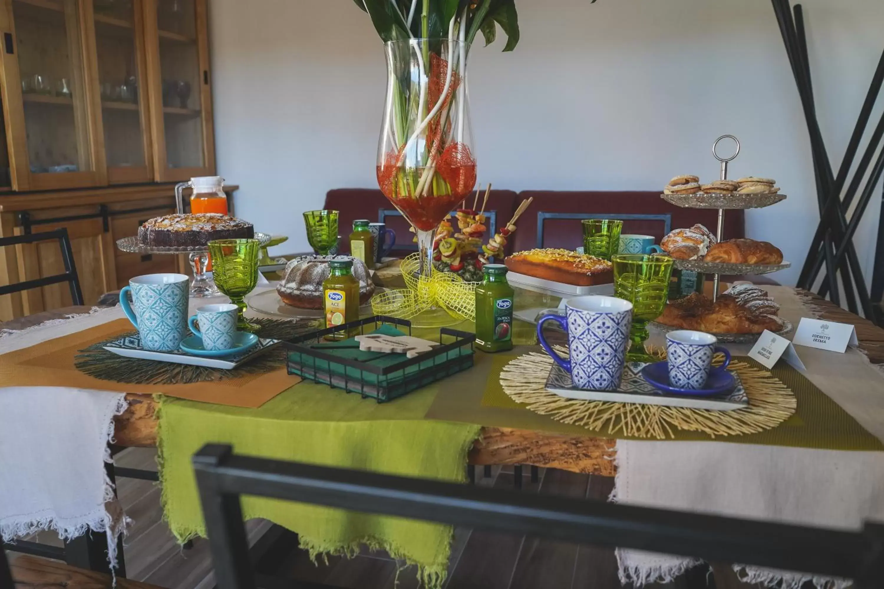 Food and drinks in Ulivo Design b&b