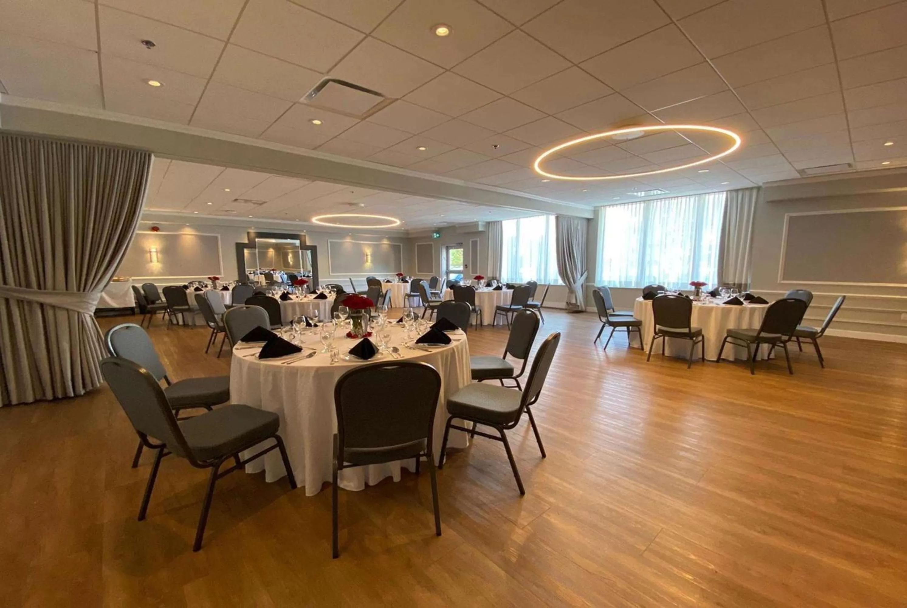 Banquet/Function facilities in Ramada Plaza by Wyndham Montreal