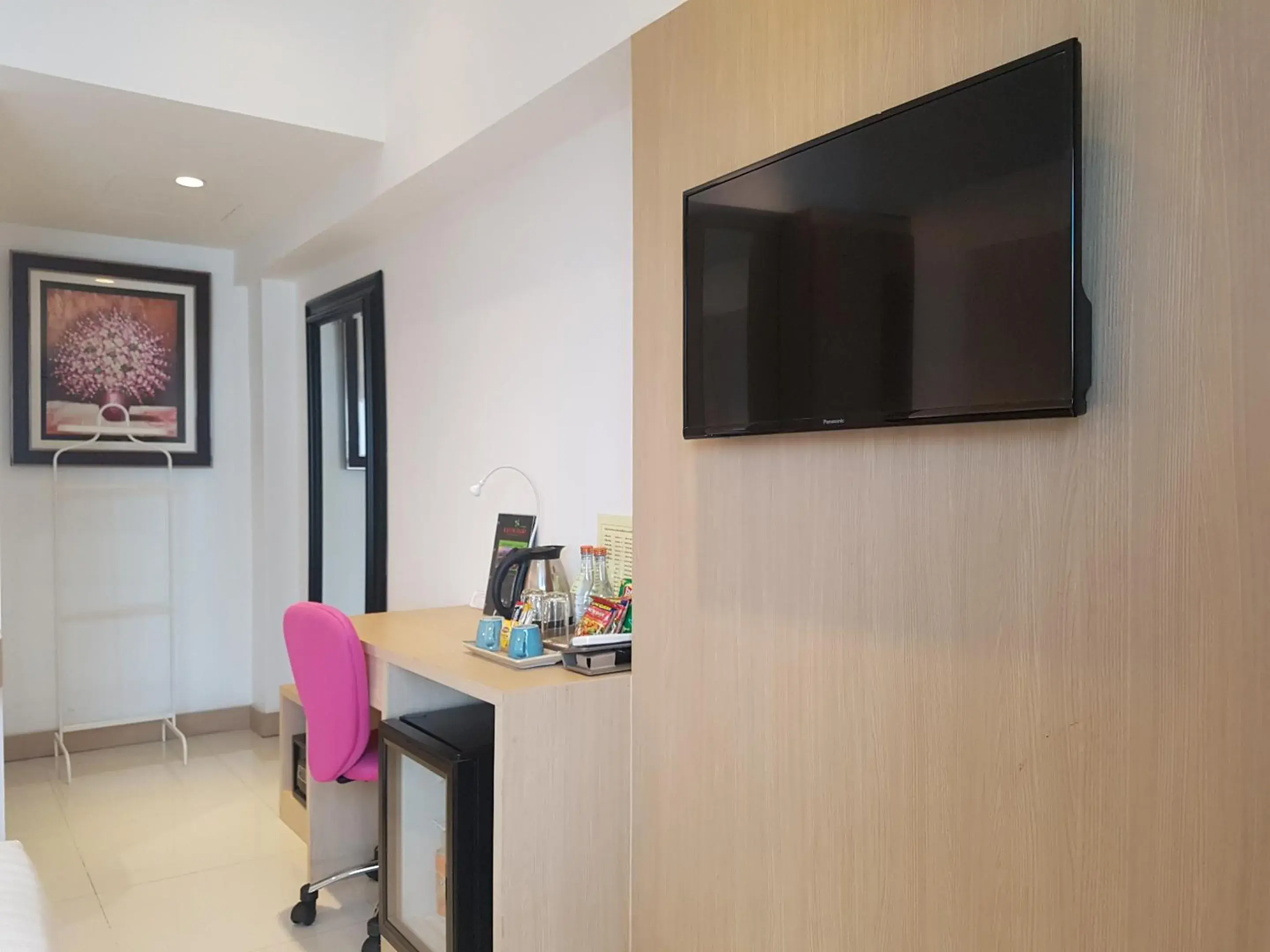 TV/Entertainment Center in Kavinburi Green Hotel (SHA Plus)