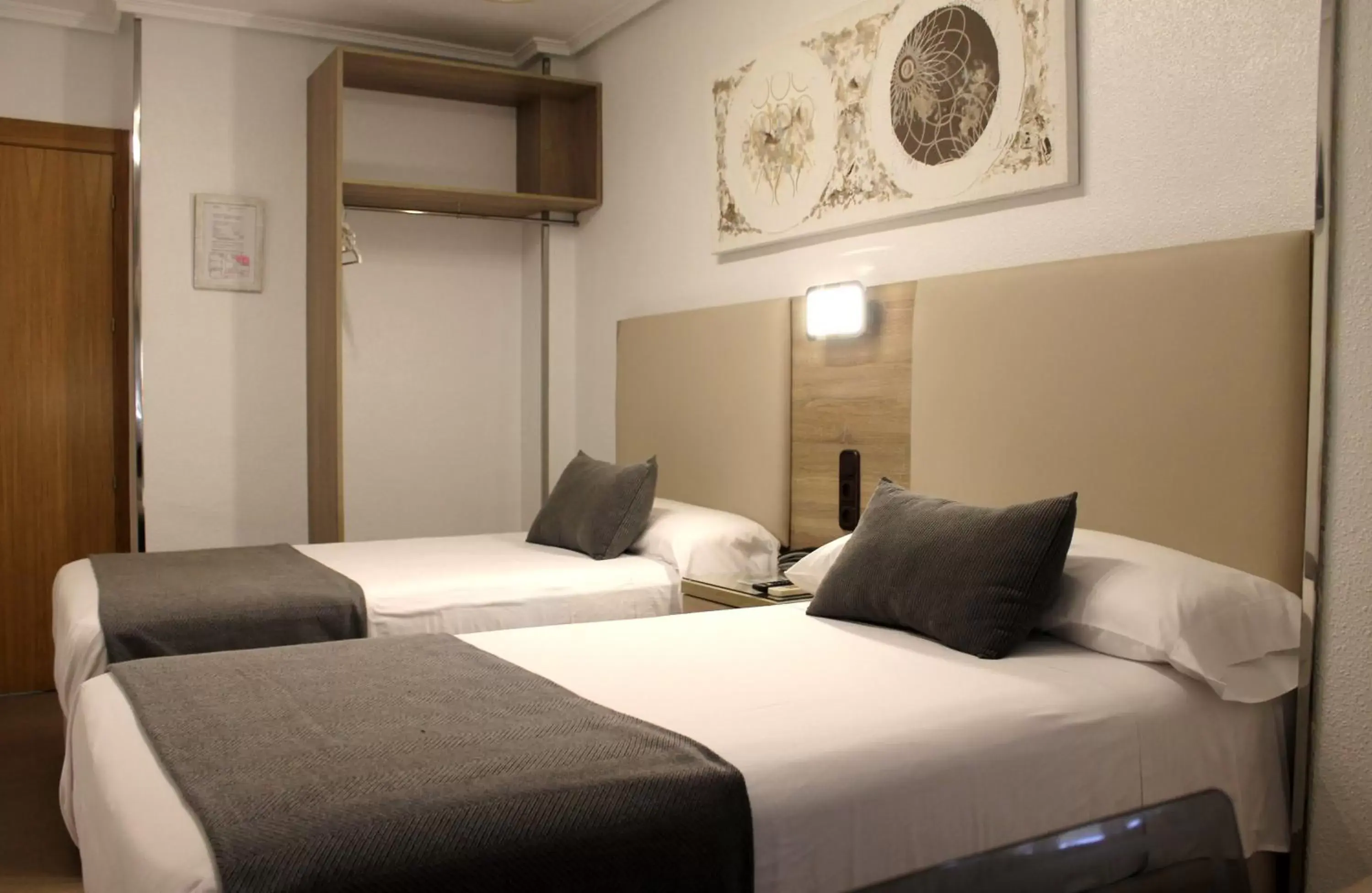 Bed in Hotel Restaurante Santos