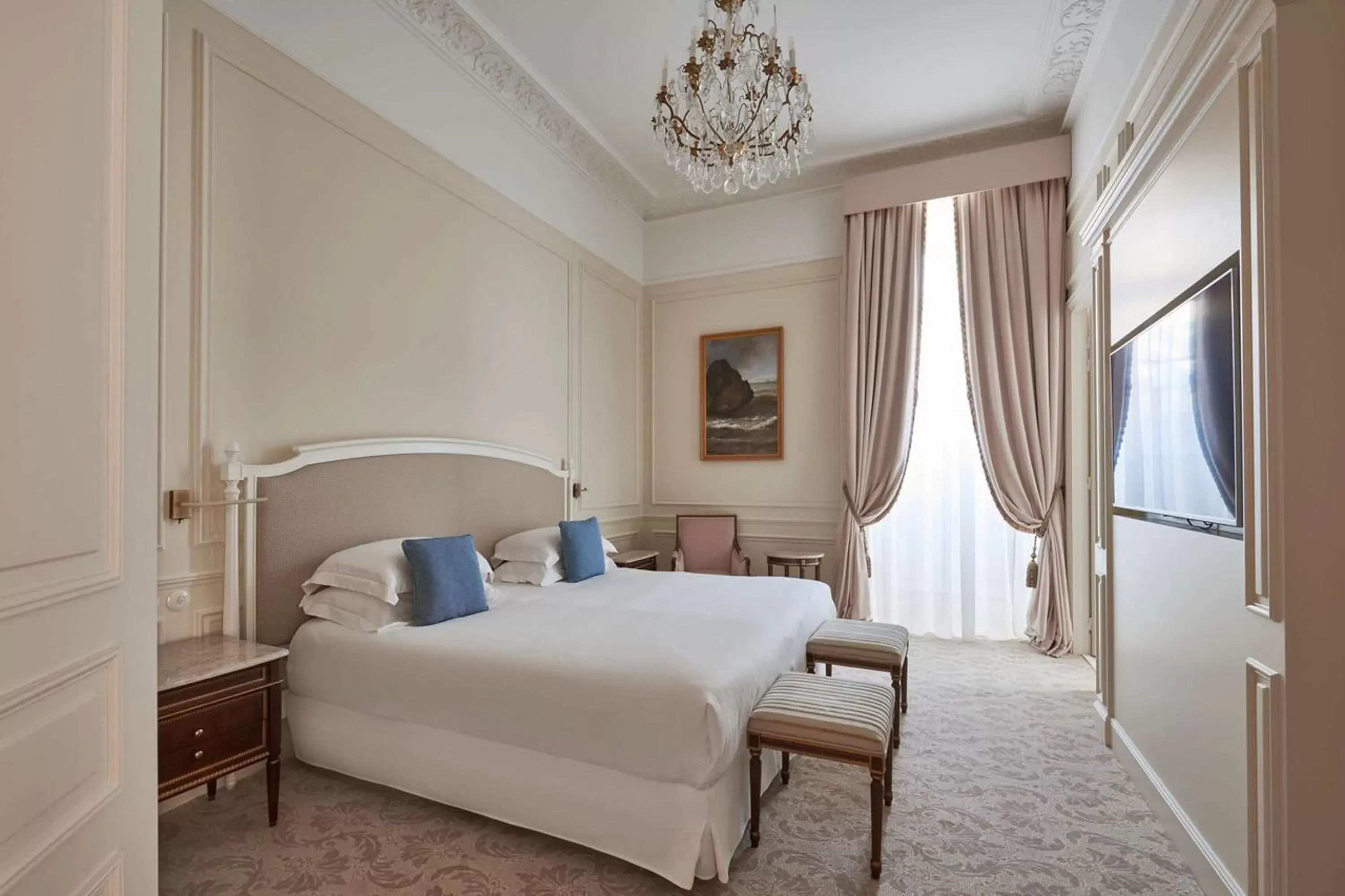 Photo of the whole room, Bed in Hôtel du Palais Biarritz, in The Unbound Collection by Hyatt