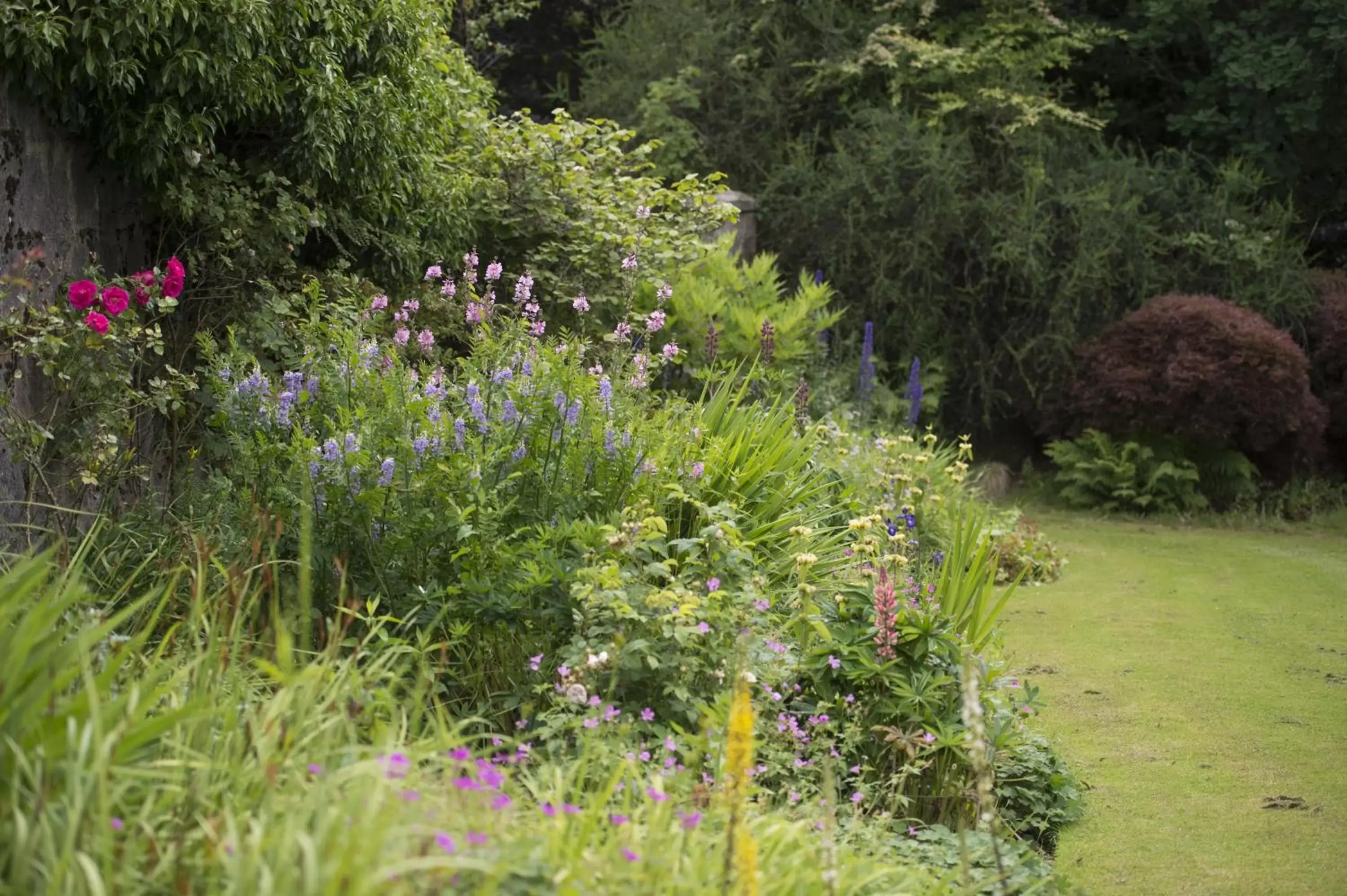 Garden in Lys-Na-Greyne