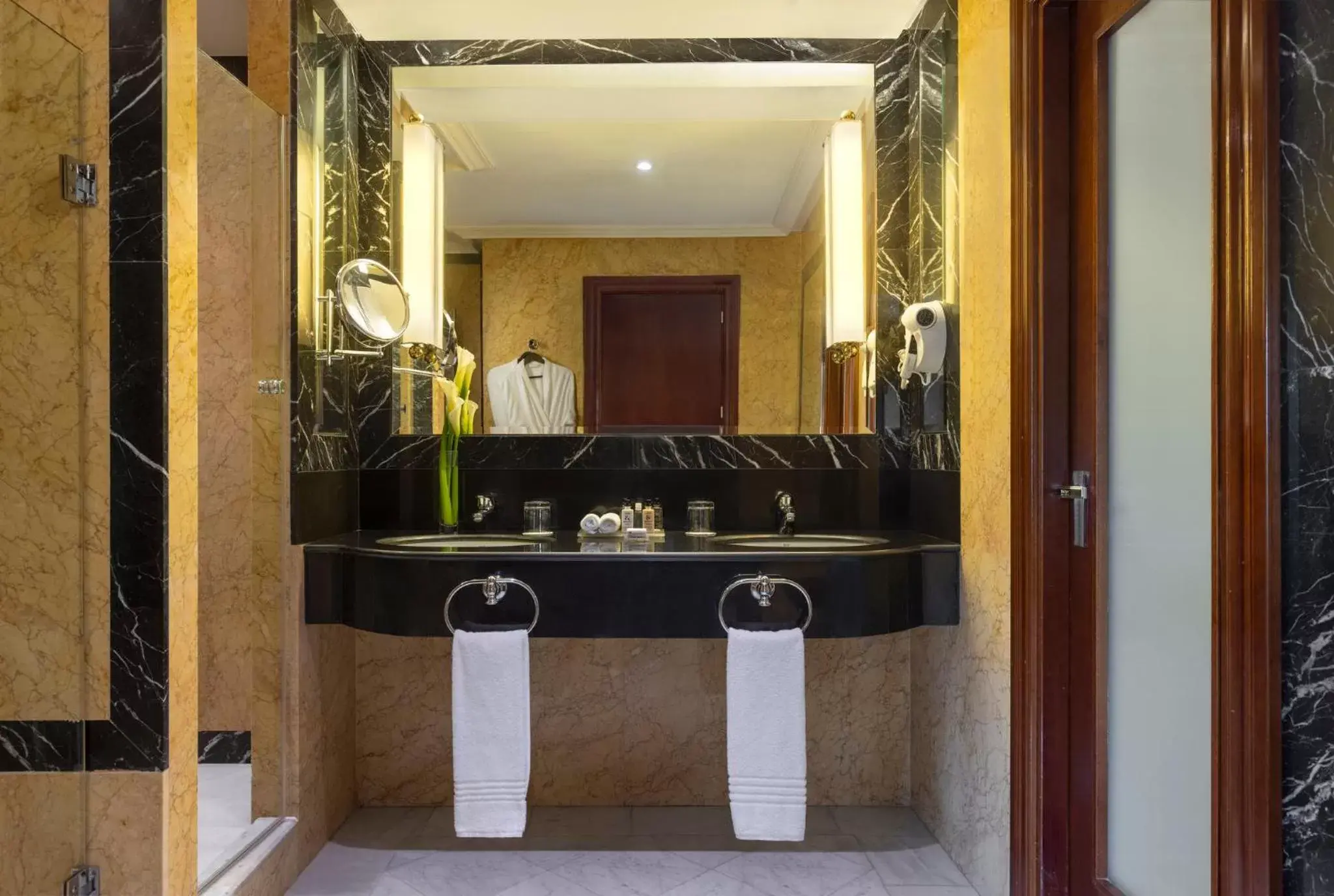Bathroom in InterContinental Madrid, an IHG Hotel