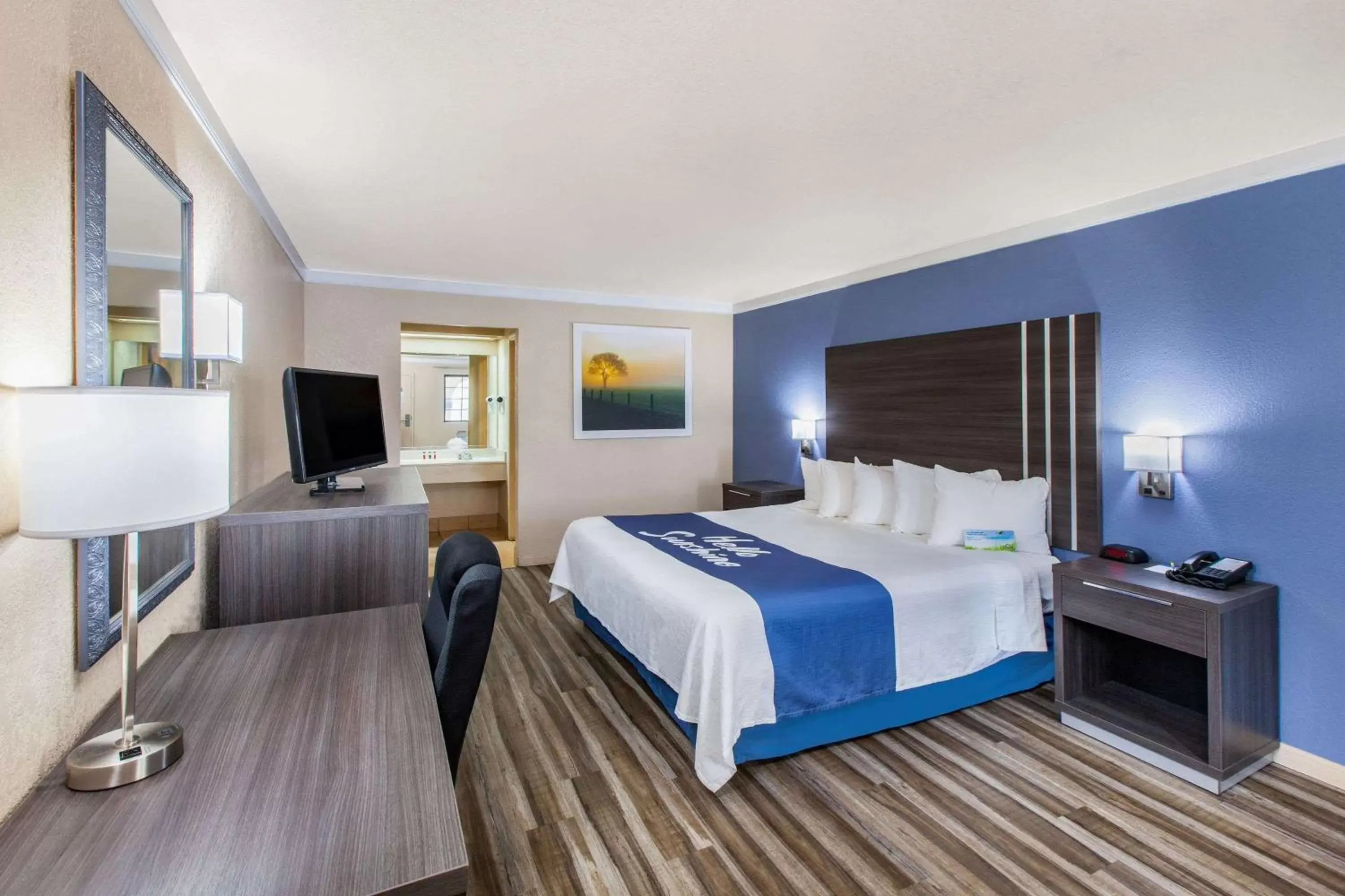 Photo of the whole room in Days Inn & Suites by Wyndham Braunig Lake