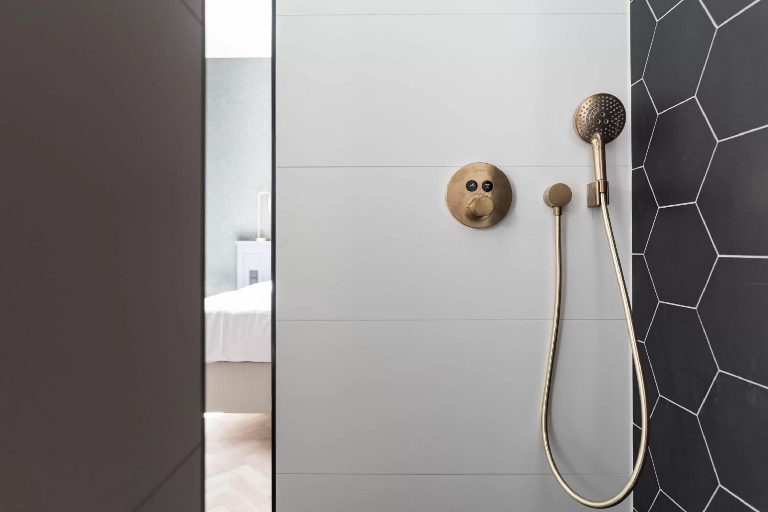 Shower in Ysbrantsz Boutique Hotel