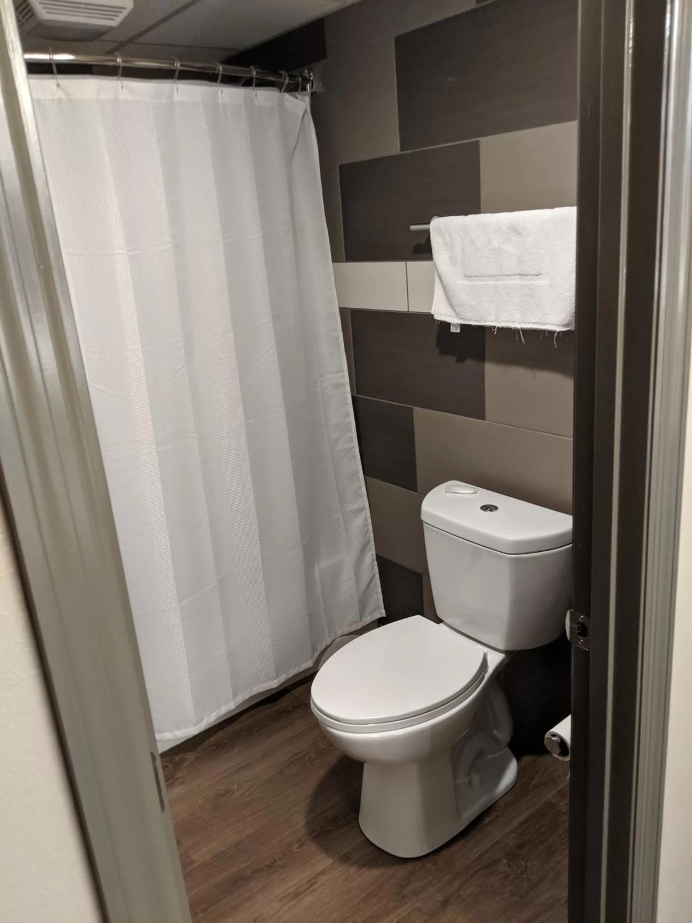 Bathroom in Riverside Tower