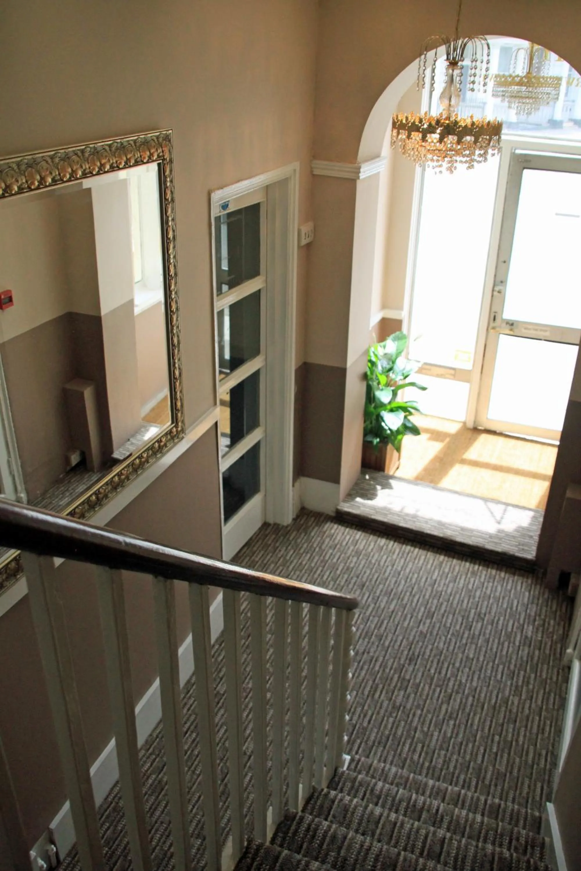 Lobby or reception in The Grapevine Hotel