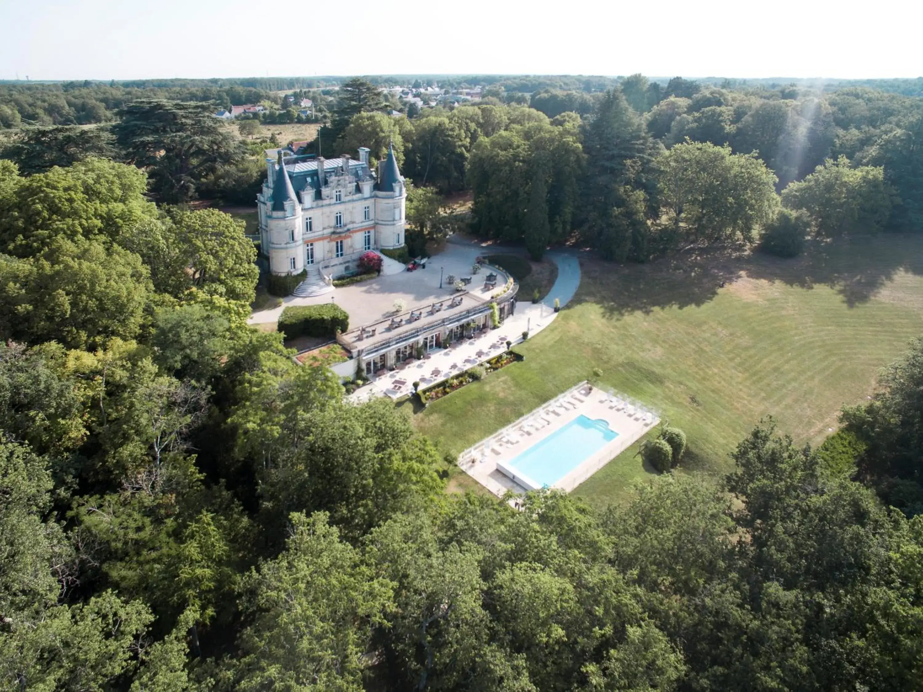 Bird's eye view, Bird's-eye View in Domaine de la Tortinière