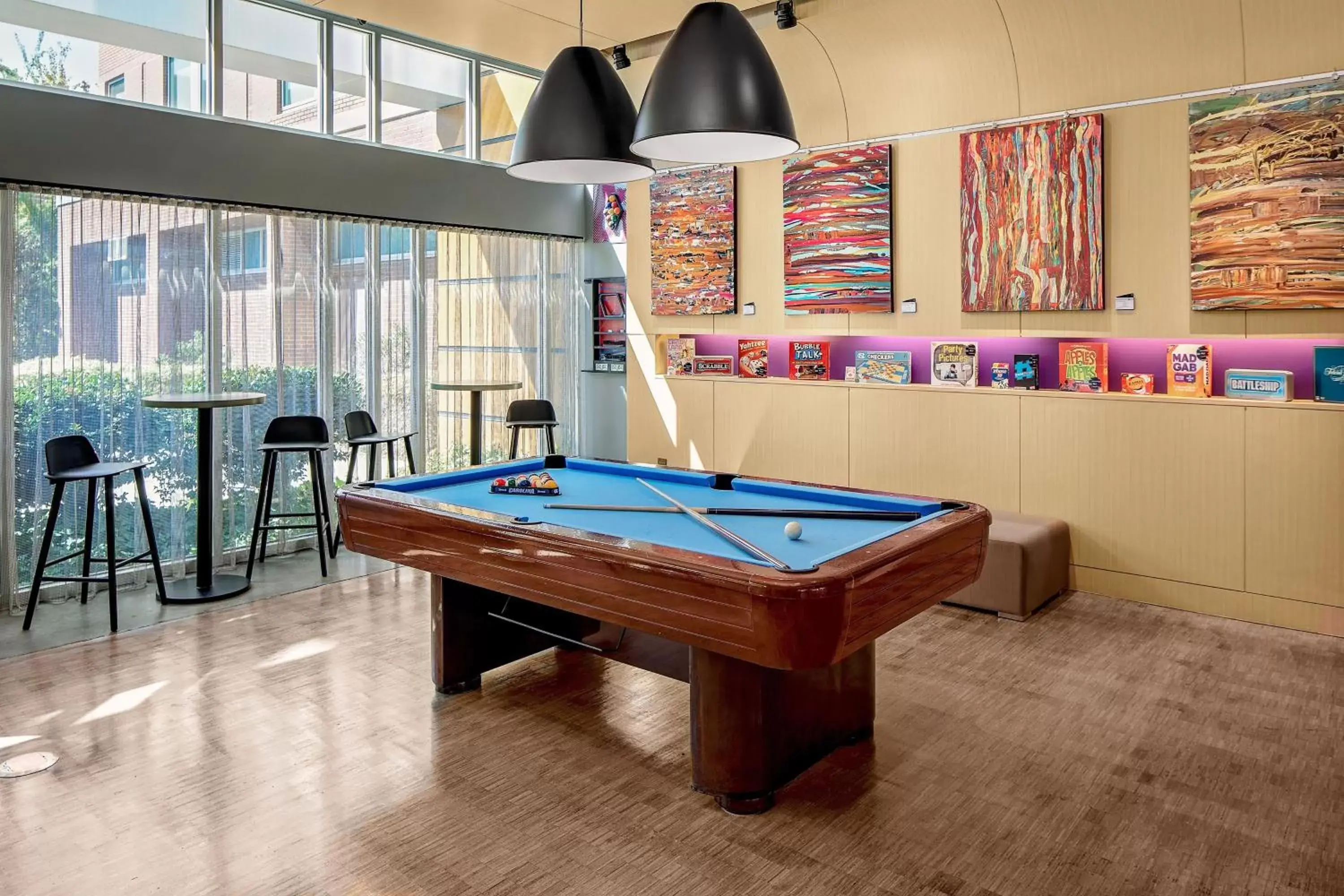 Lounge or bar, Billiards in Aloft Chapel Hill