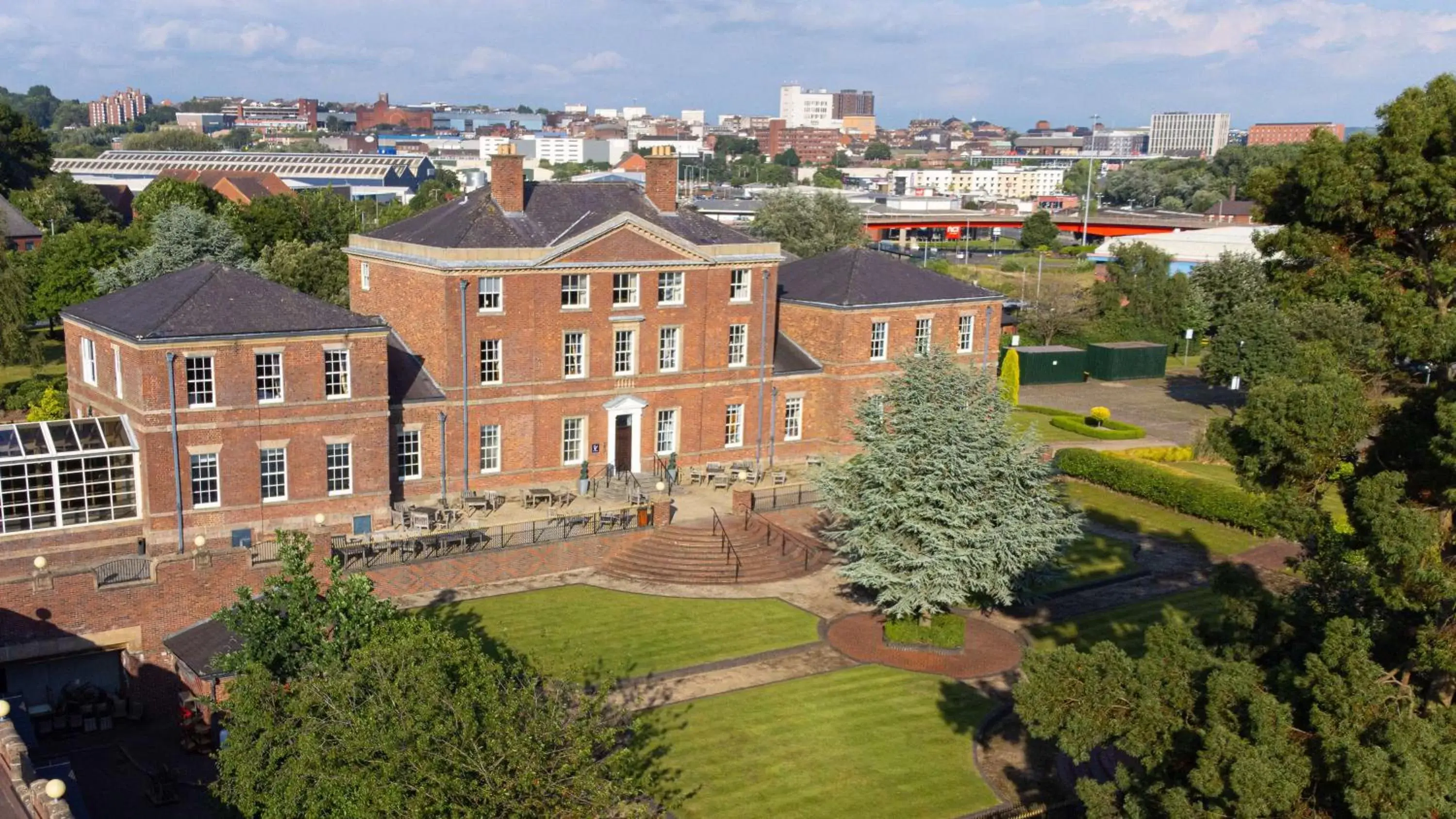 Property building, Bird's-eye View in DoubleTree by Hilton Stoke-on-Trent, United Kingdom