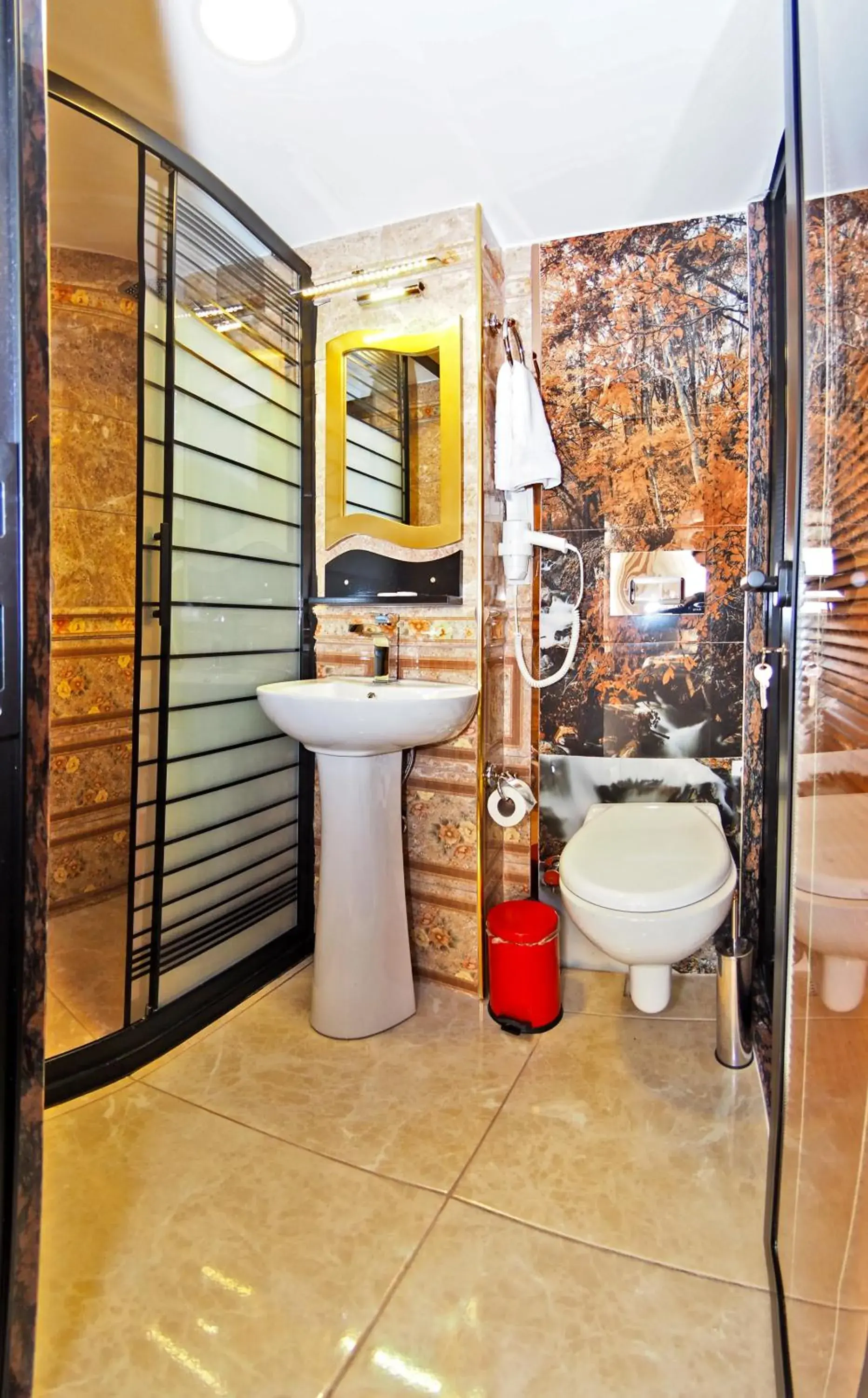 Toilet, Bathroom in Sirkeci Gar Hotel