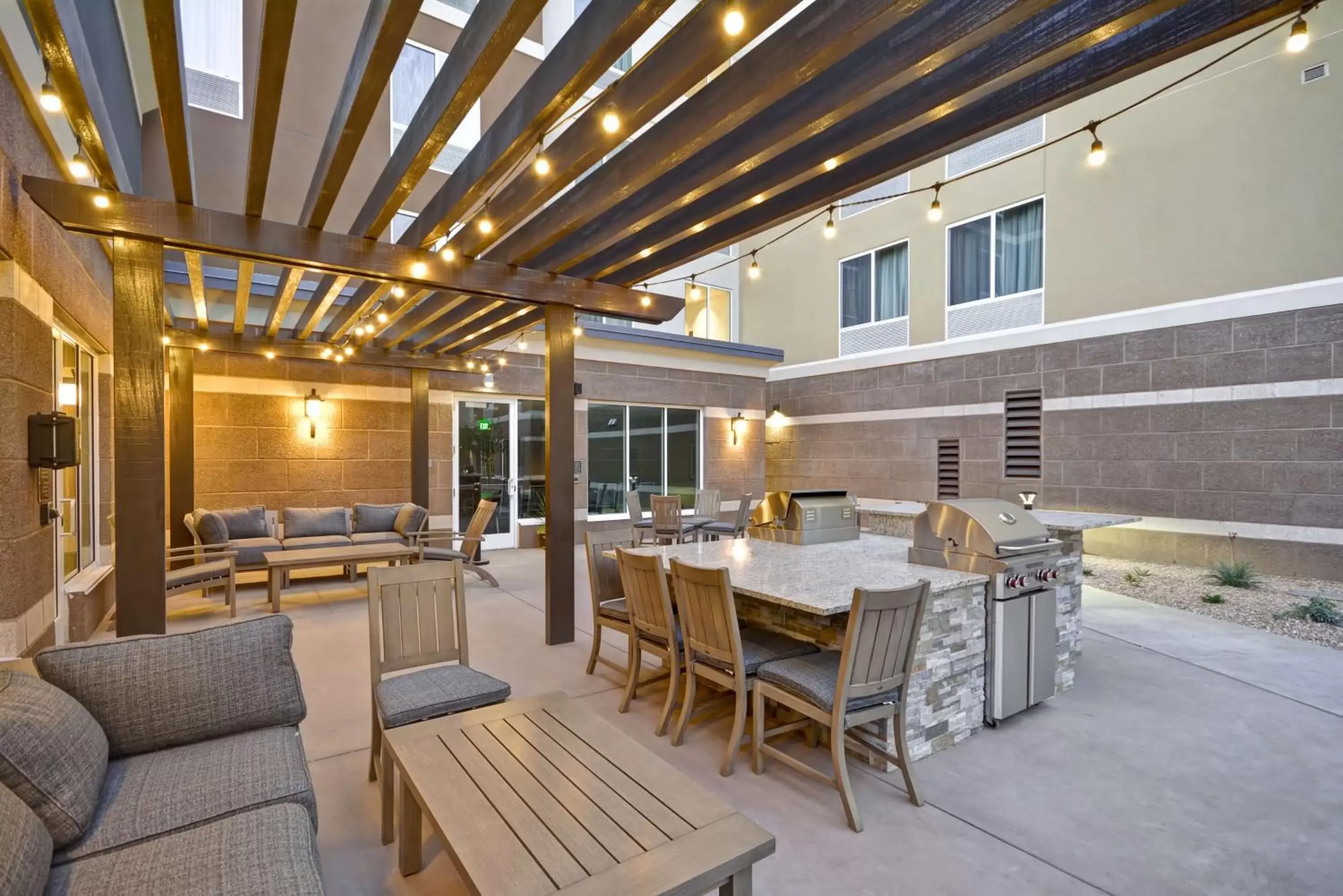 Patio, Restaurant/Places to Eat in Homewood Suites By Hilton Phoenix Tempe Asu Area