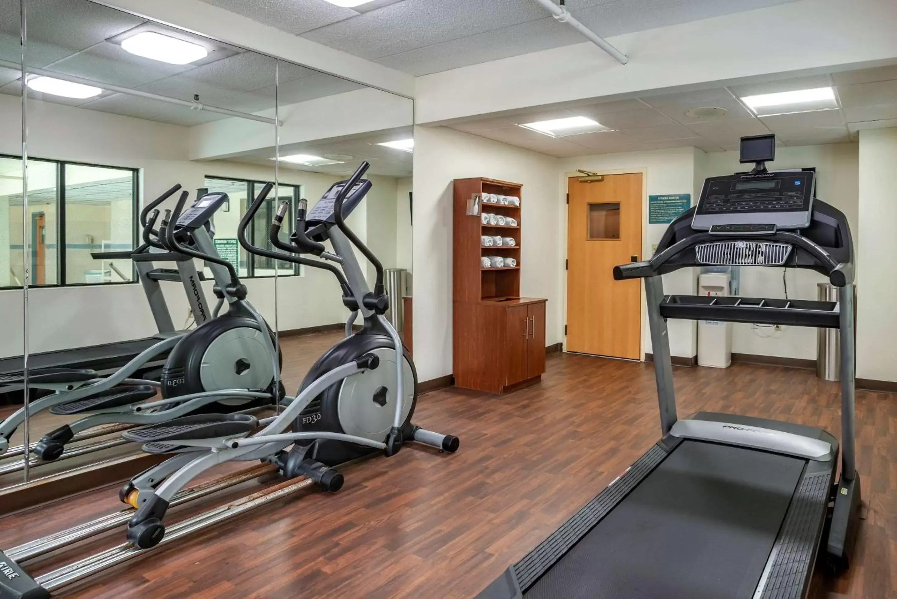 Fitness centre/facilities in Comfort Suites Hagerstown Southeast Fitness centre/facilities in Comfort Suites Hagerstown Southeast