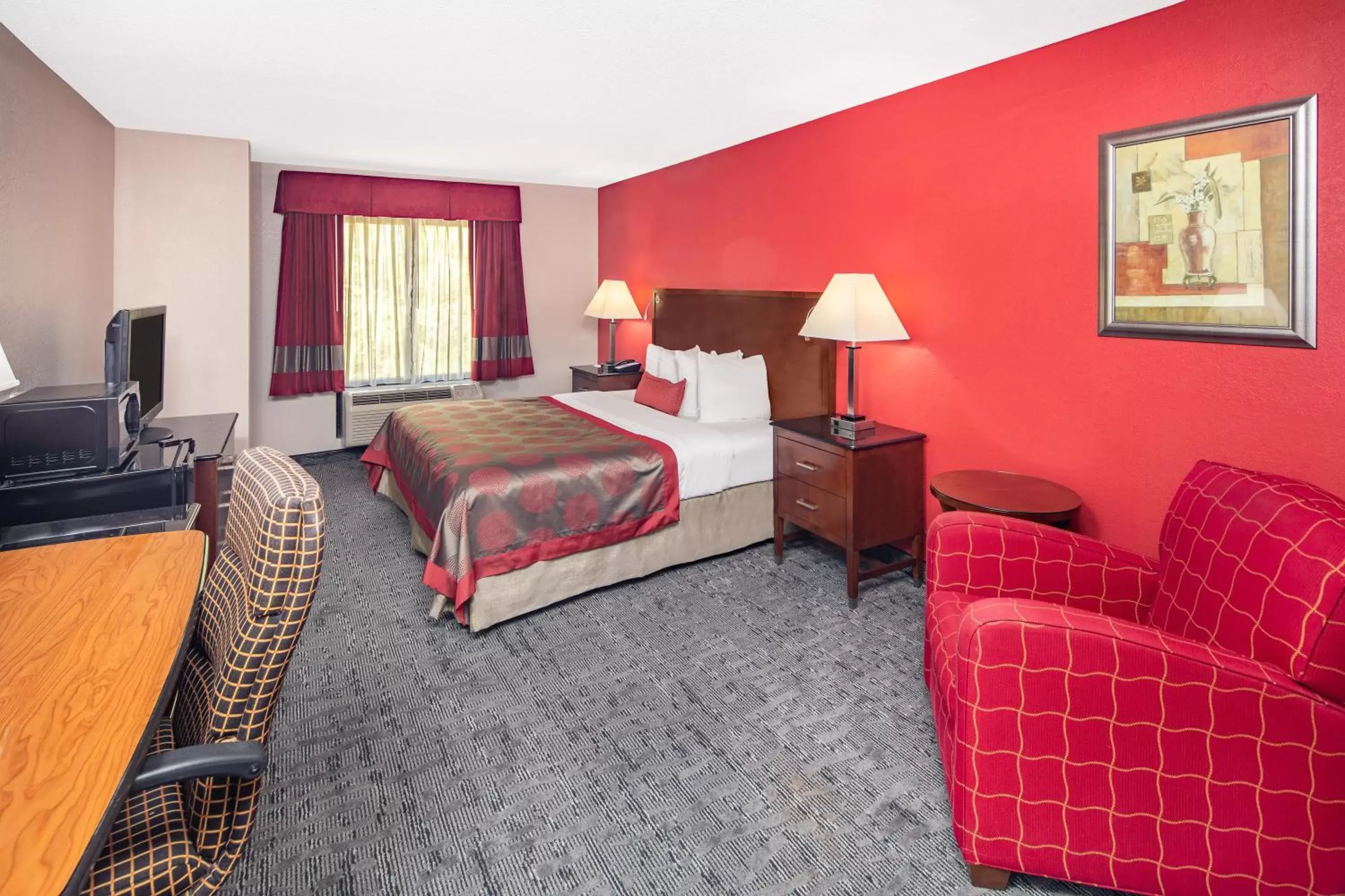 Photo of the whole room in Ramada by Wyndham Alpharetta Atlanta North