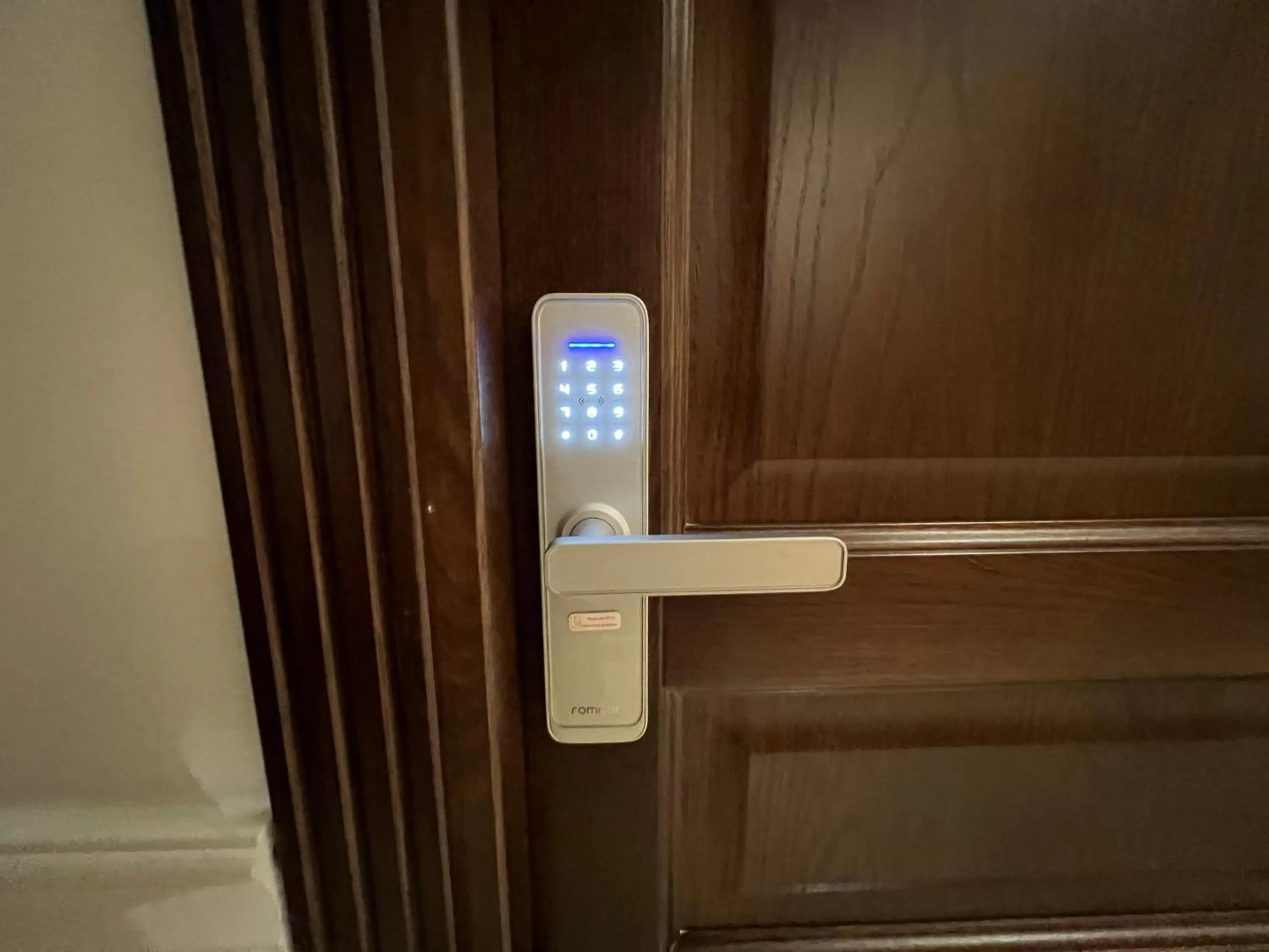 acessibility in Hotel Boutique Cathedral Plaza Residences room for rent downtown