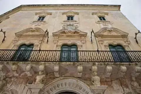 Facade/entrance, Property Building in B&B Palazzo Senape De Pace