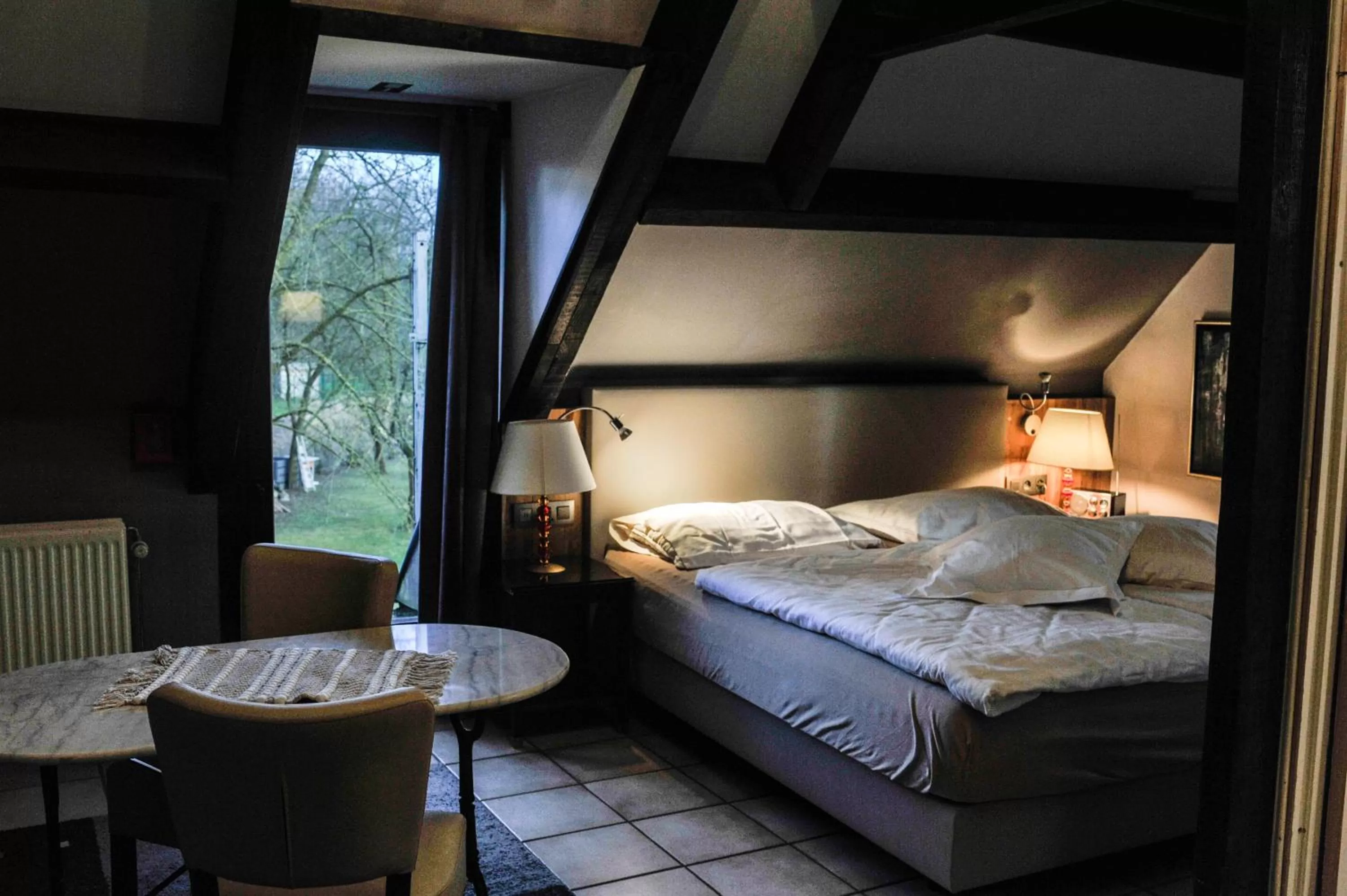 Bedroom, Bed in B&B De Dubbelmolen