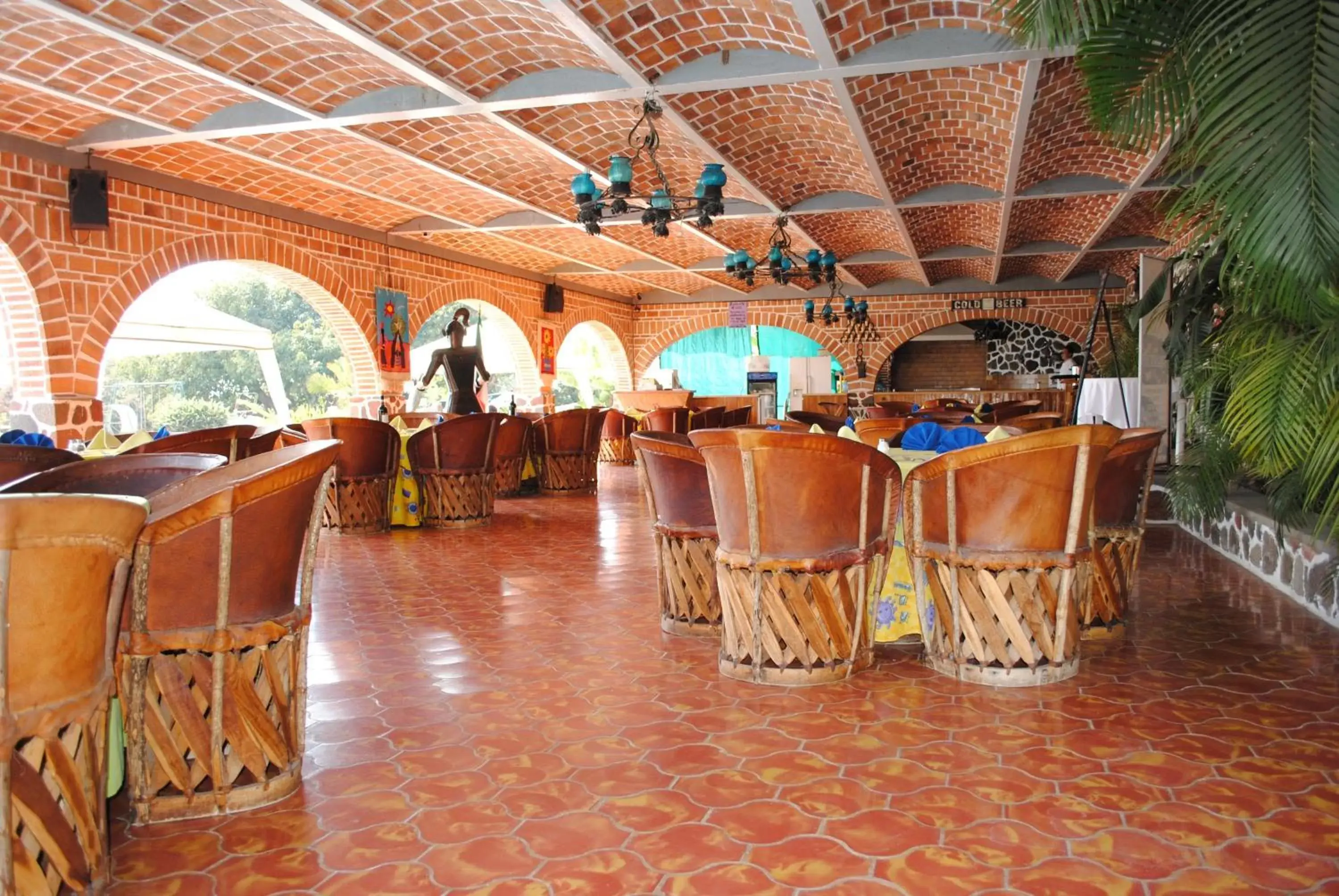 Restaurant/places to eat, Banquet Facilities in Mama Chuy Hotel & Villas