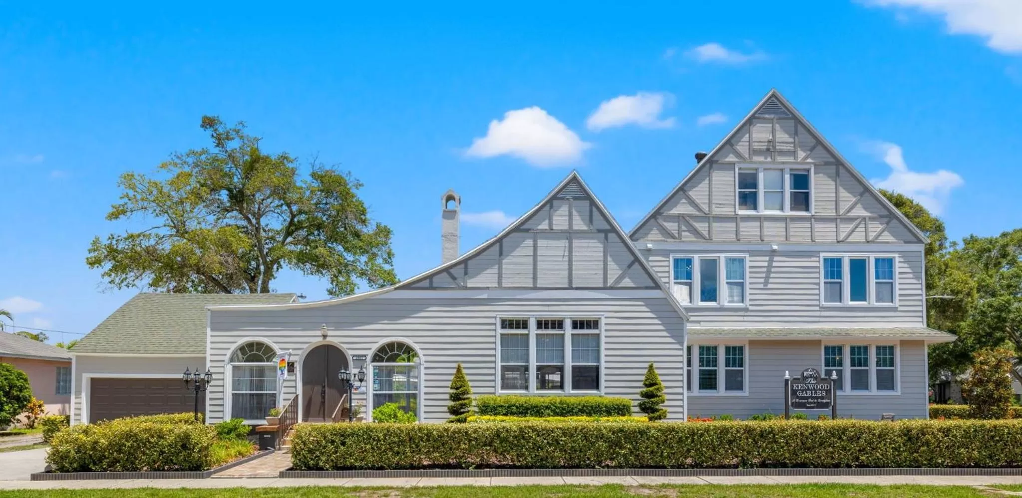 Property Building in The Kenwood Gables