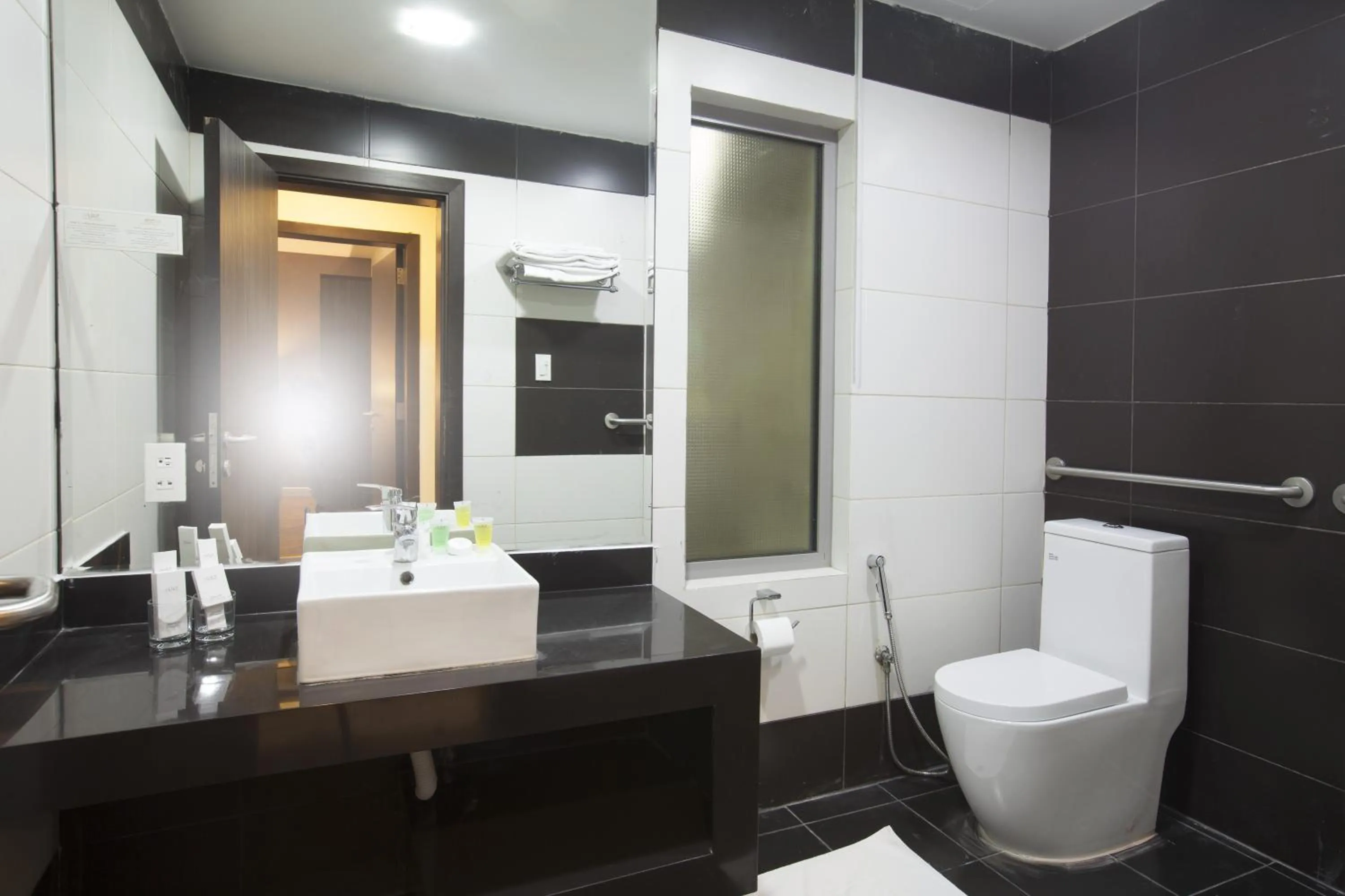 Bathroom in Hayat Watheer for serviced Apartment