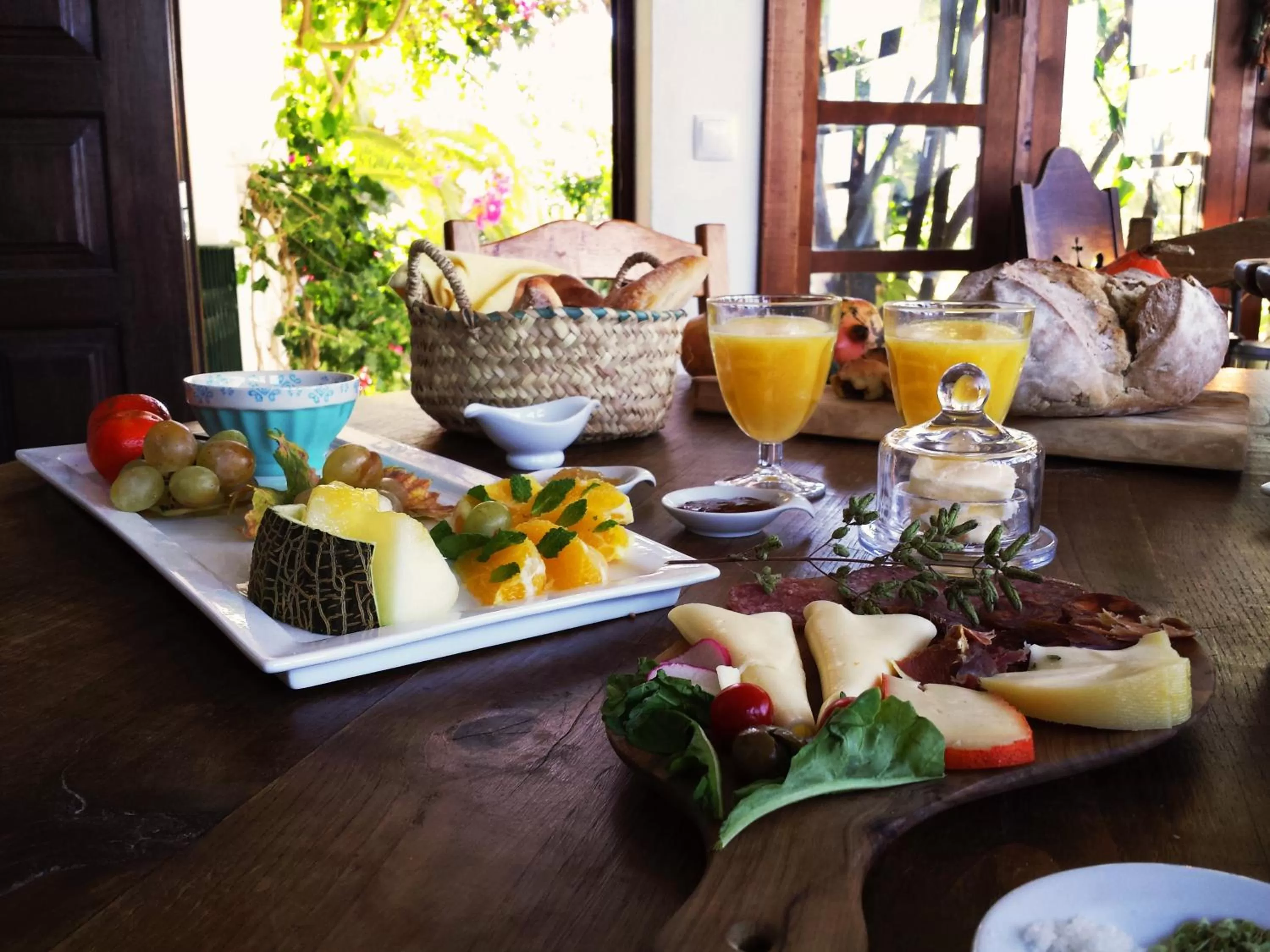 Food in Uma Casa a Beira Sol