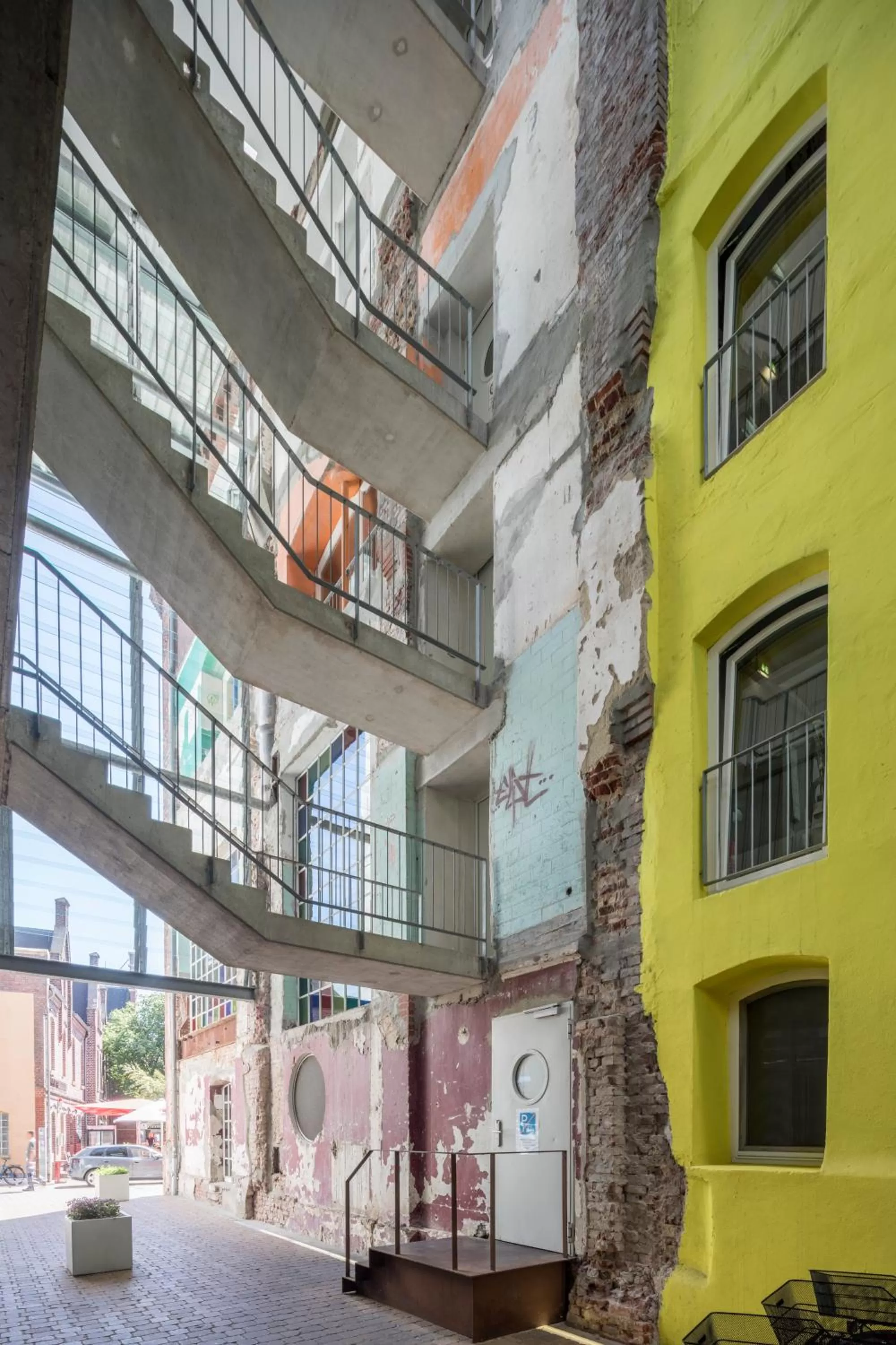 Facade/entrance in Factory Hotel