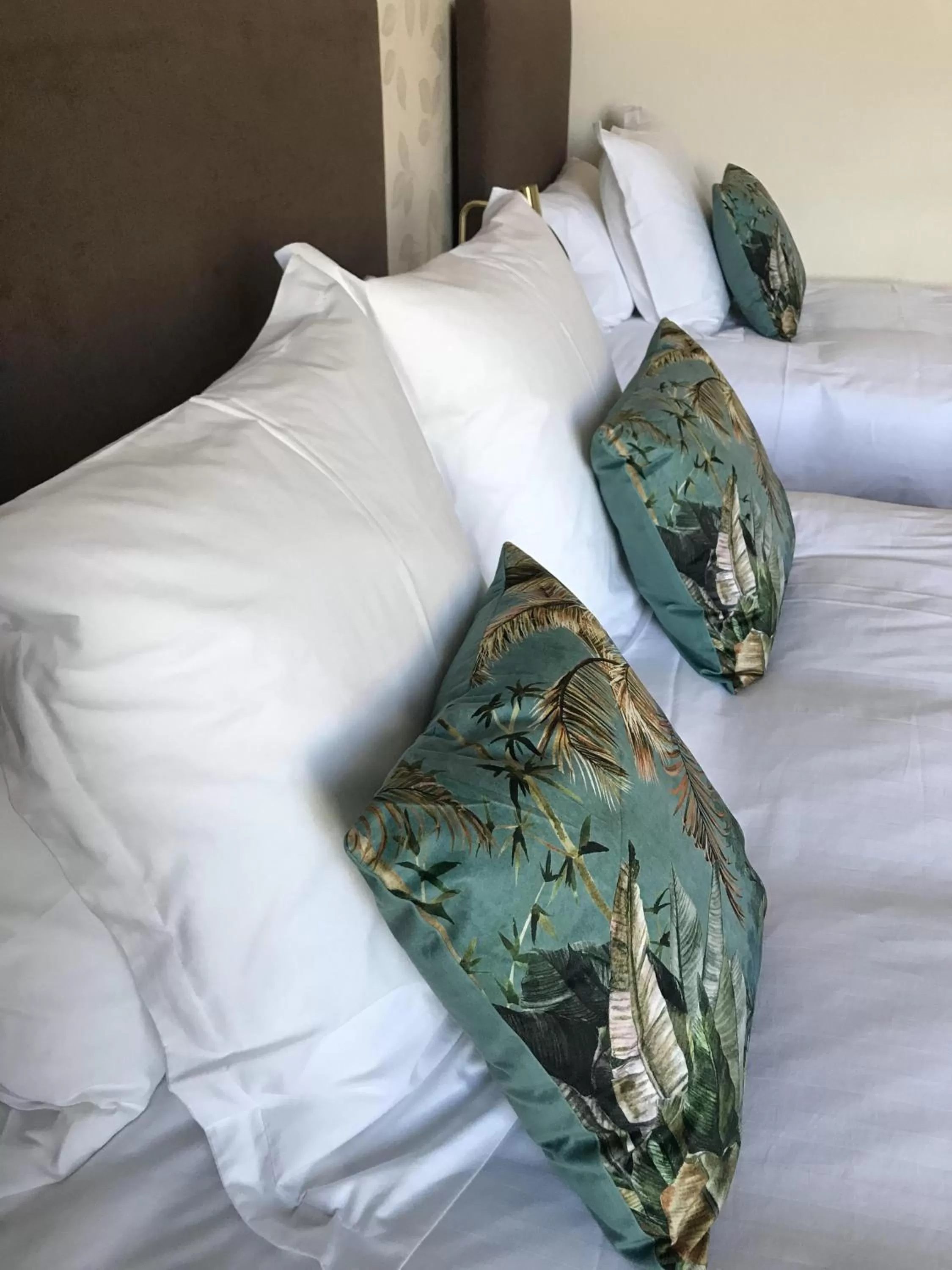 Bedroom, Bed in La Maison de Louisette