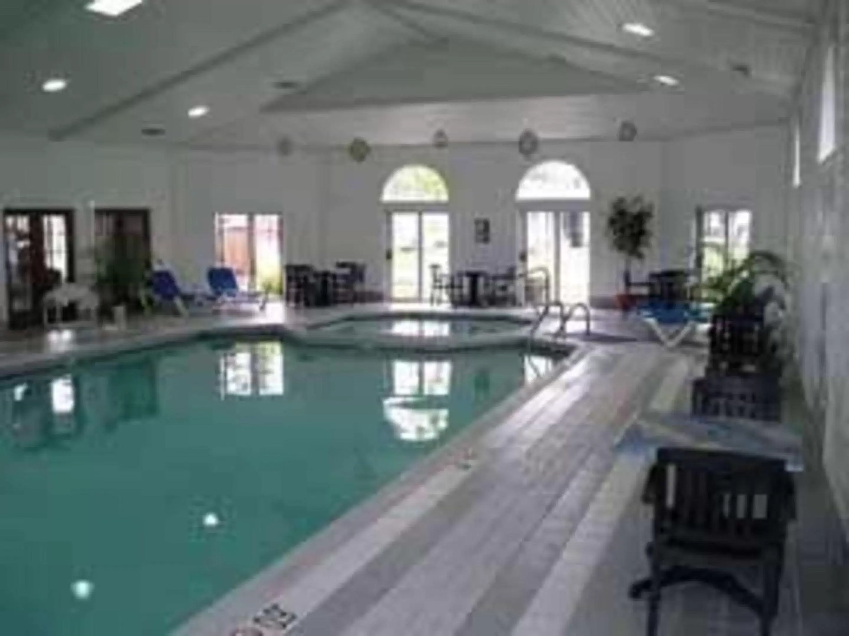 On site, Swimming Pool in Comfort Inn Lakeside - Mackinaw City