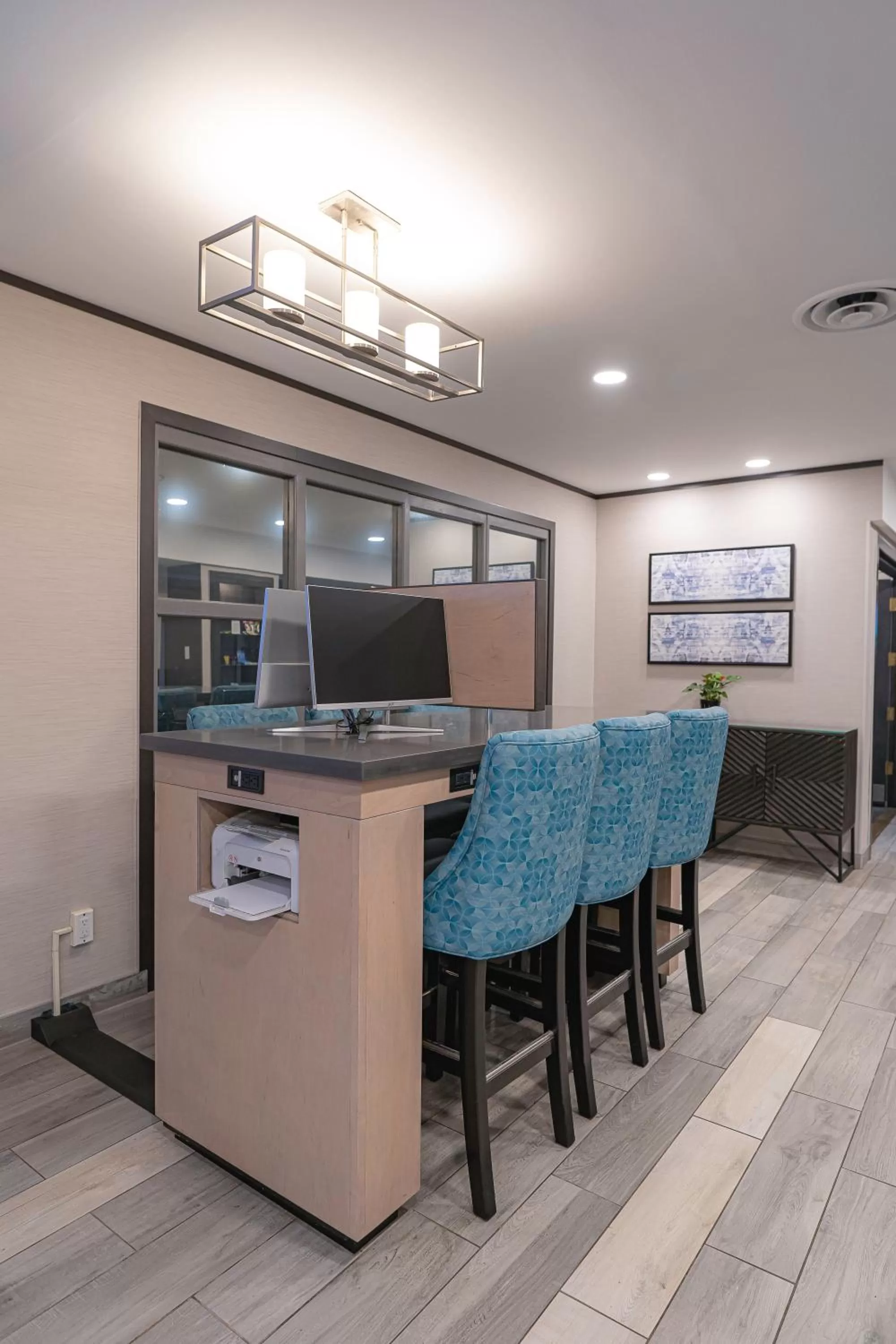 Lobby or reception in Best Western Plus Sands