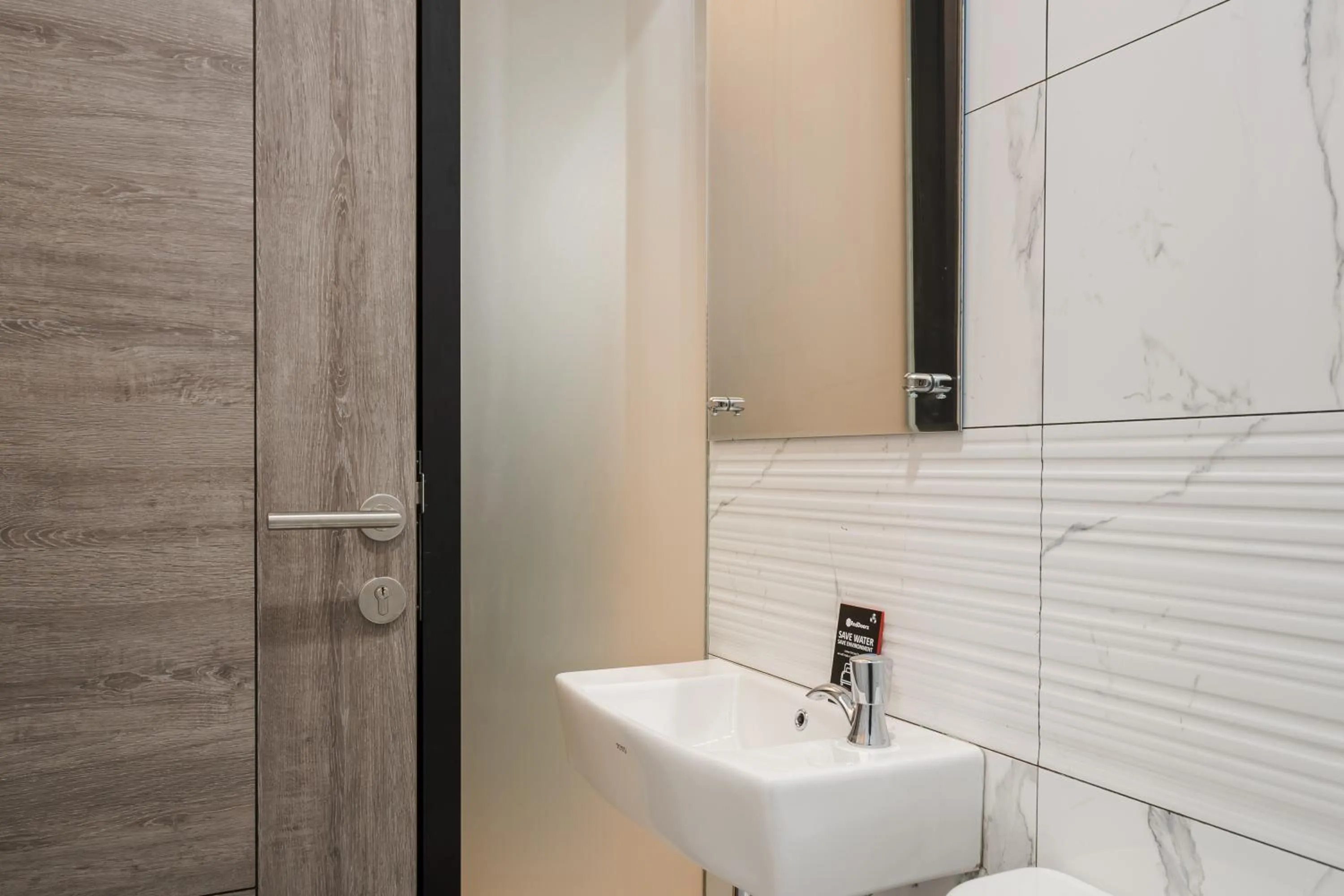 Bathroom in RedDoorz Plus near Senayan City