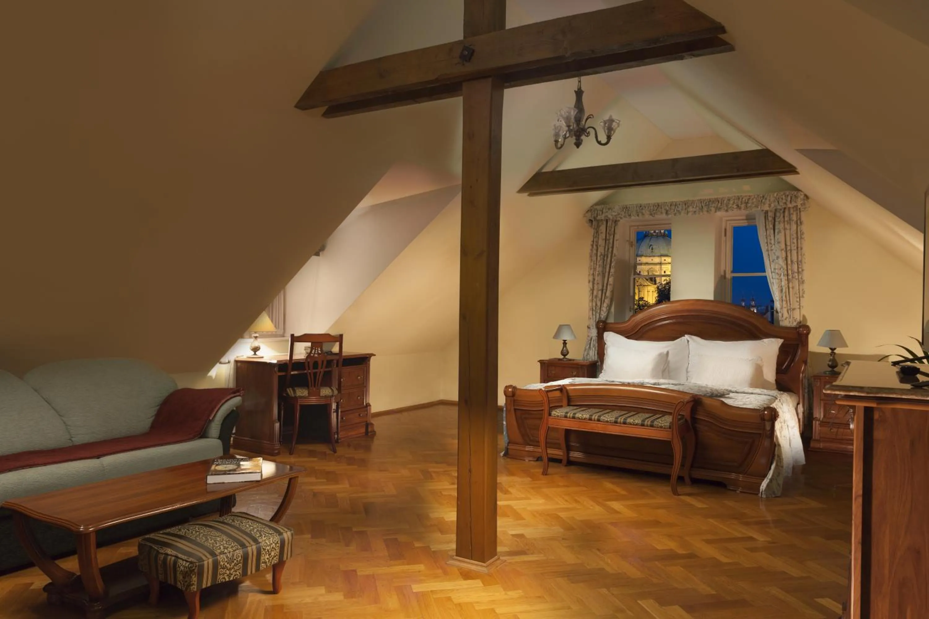 Seating area, Bed in Boutique Hotel Constans