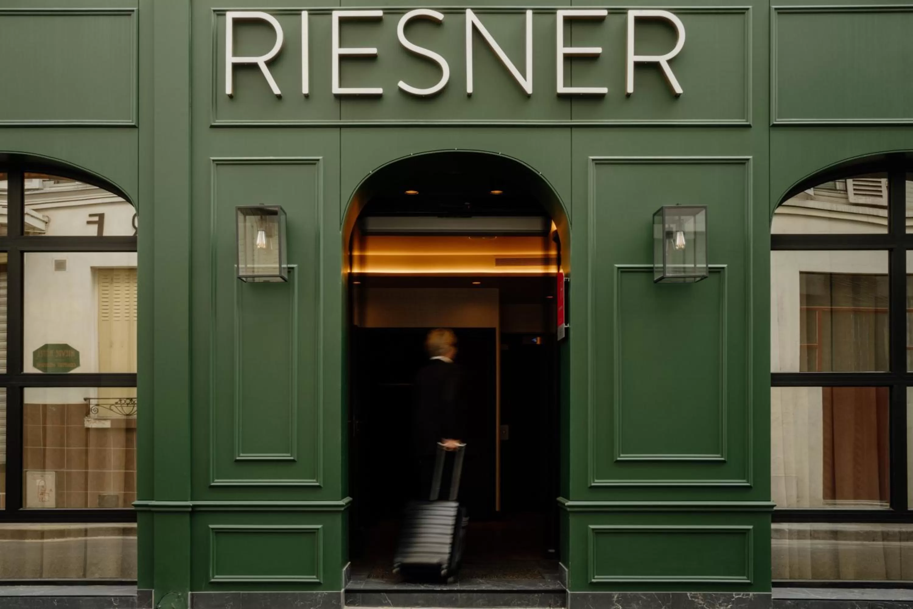 Facade/entrance in Hôtel Riesner
