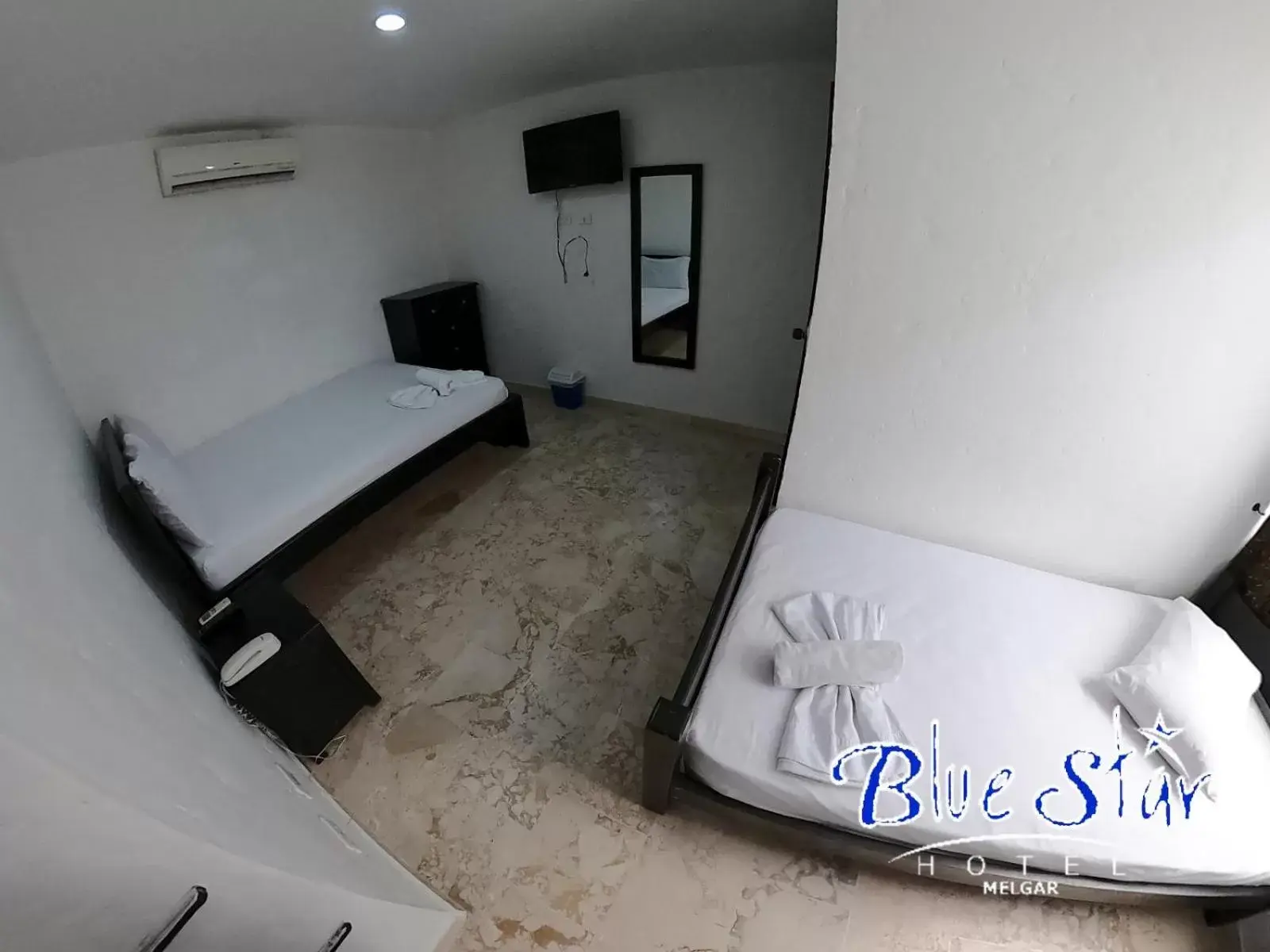 Standard Triple Room in Blue Star Hotel Standard Triple Room in Blue Star Hotel