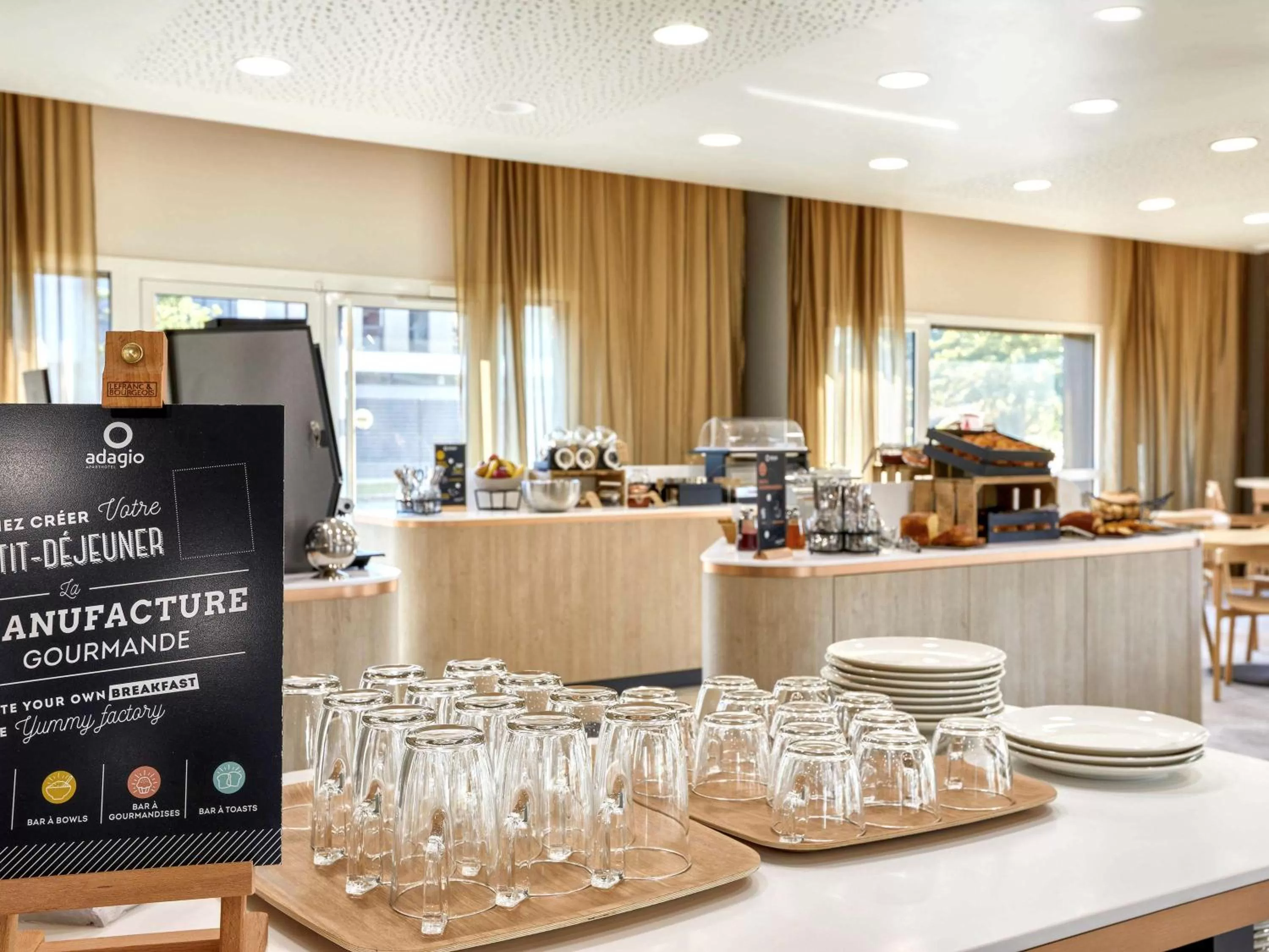 Restaurant/places to eat in Aparthotel & Spa Adagio Vannes