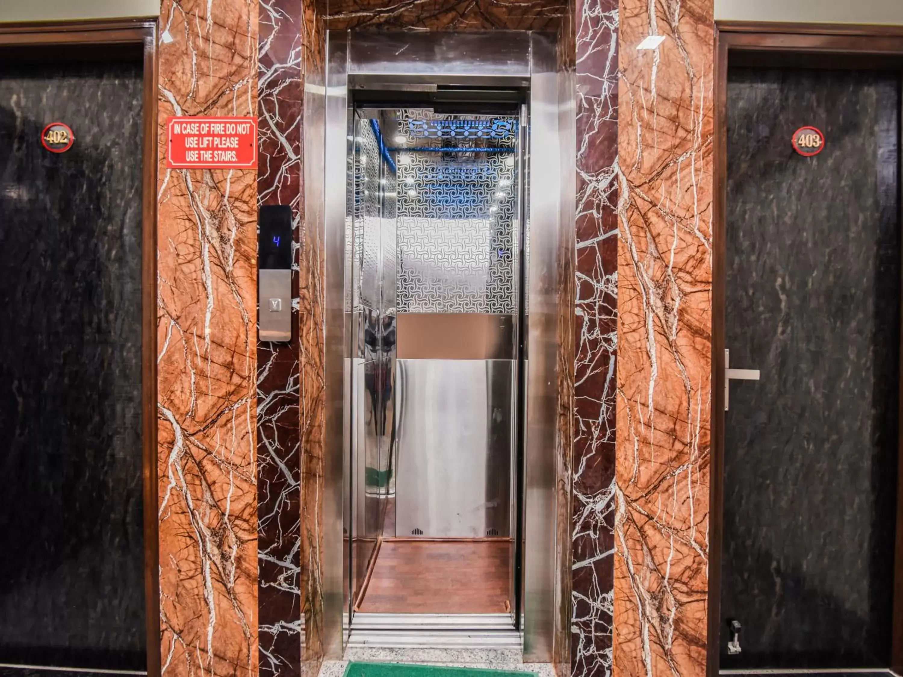 Property building in Hotel Dollar Inn Property building in Hotel Dollar Inn