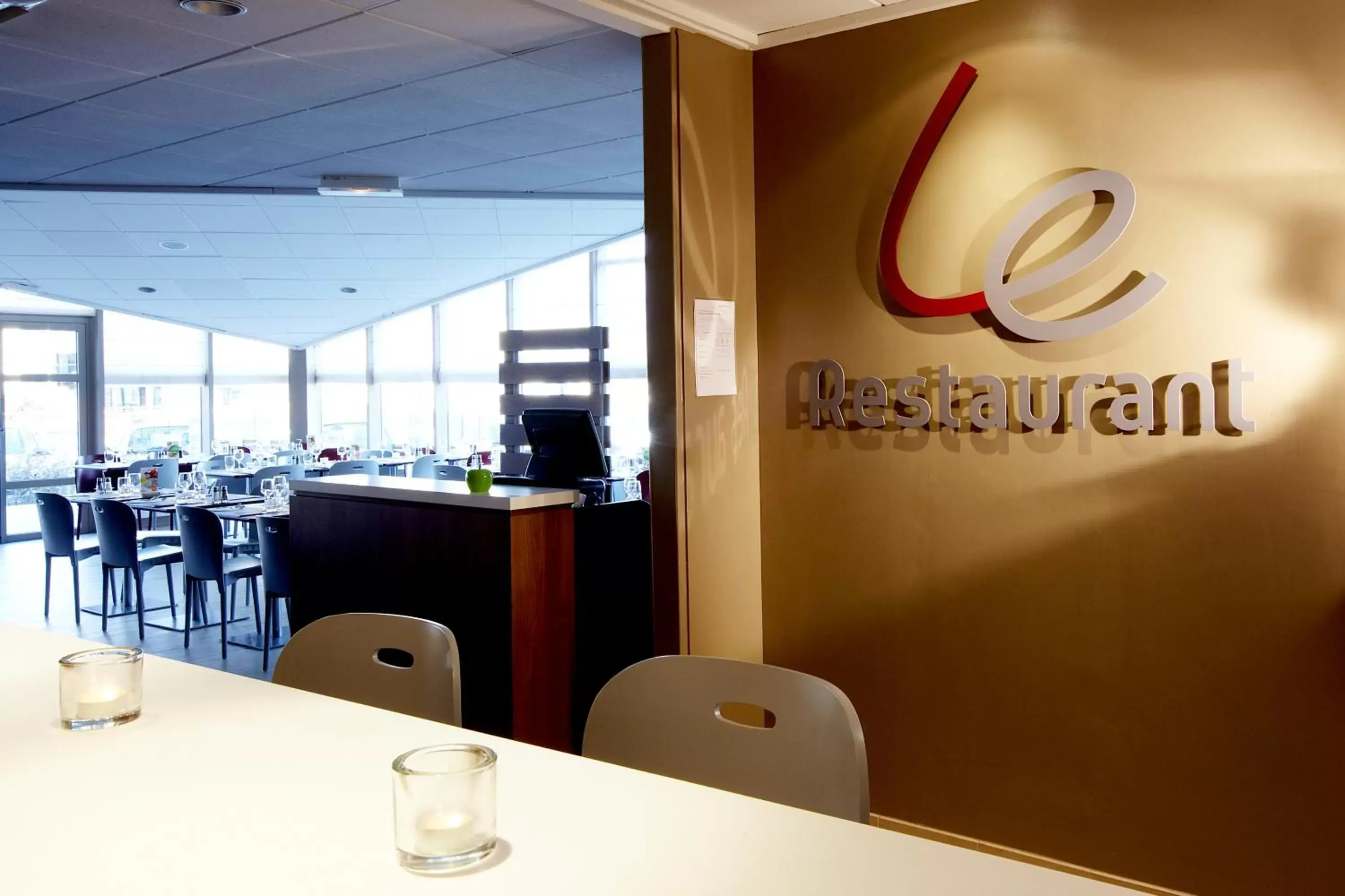 Restaurant/places to eat in Campanile Paris Ouest - Gennevilliers Barbanniers Restaurant/places to eat in Campanile Paris Ouest - Gennevilliers Barbanniers