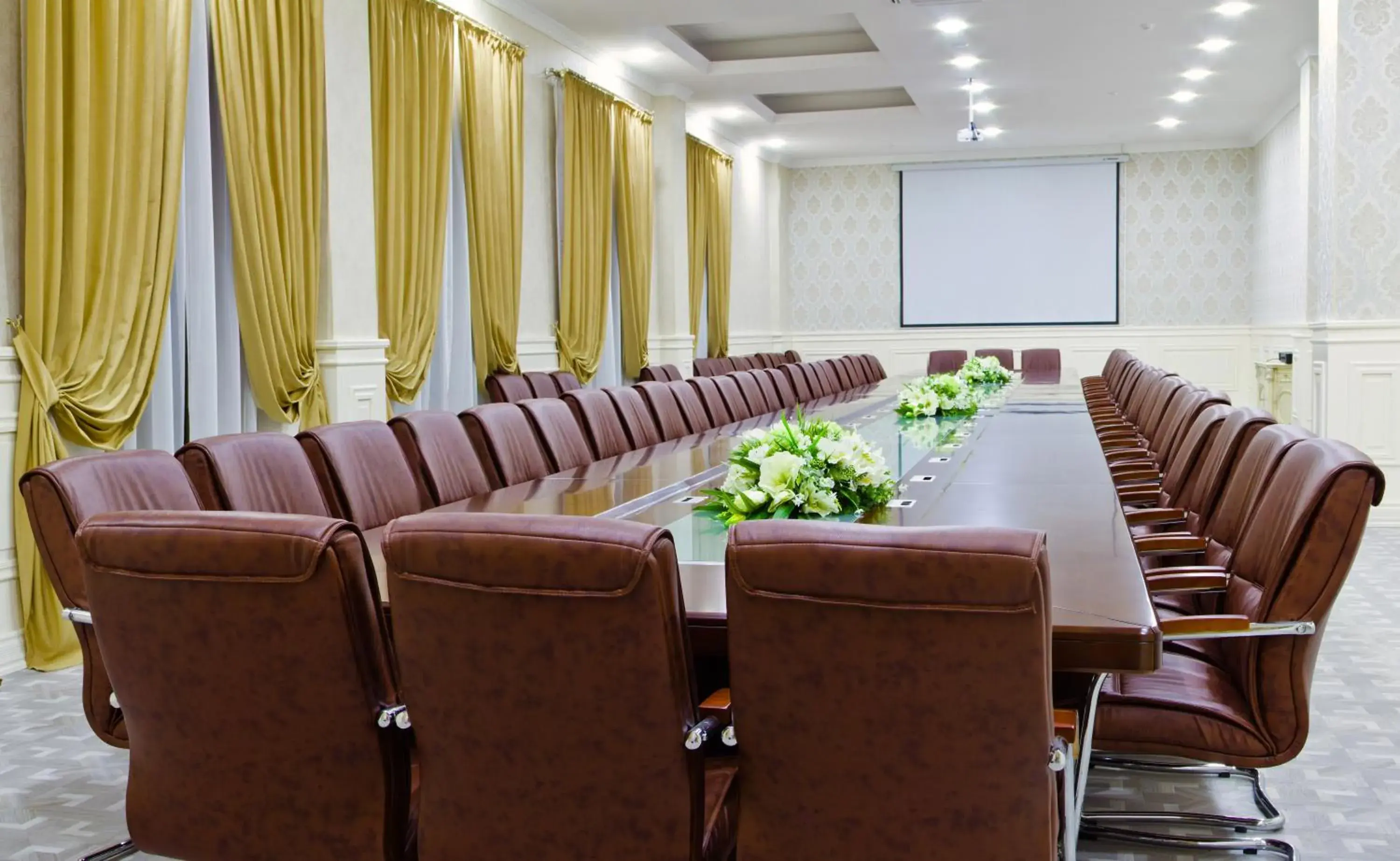 Business facilities in Plaza Hotel Bishkek