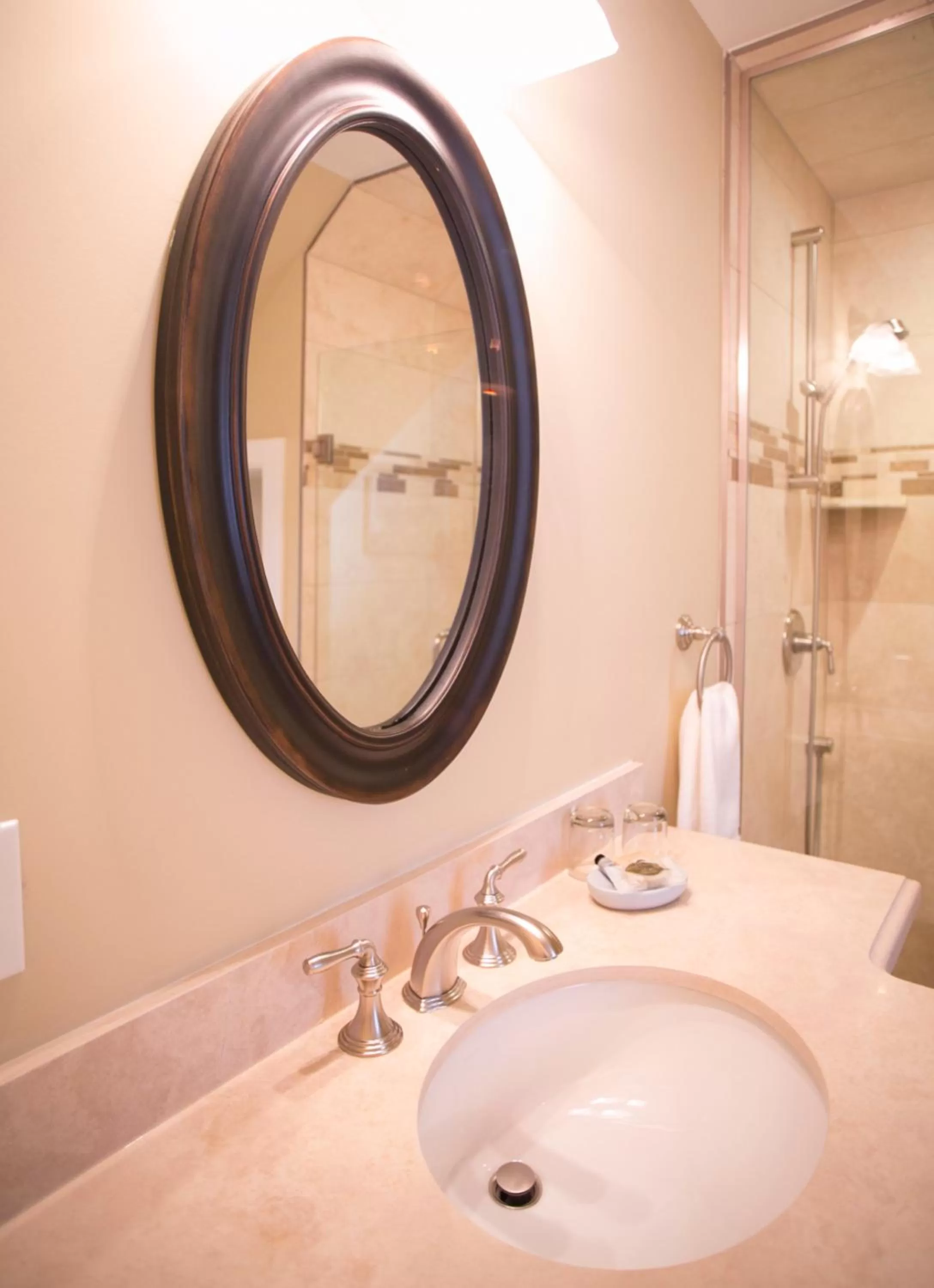 Bathroom in 124 on Queen Hotel & Spa