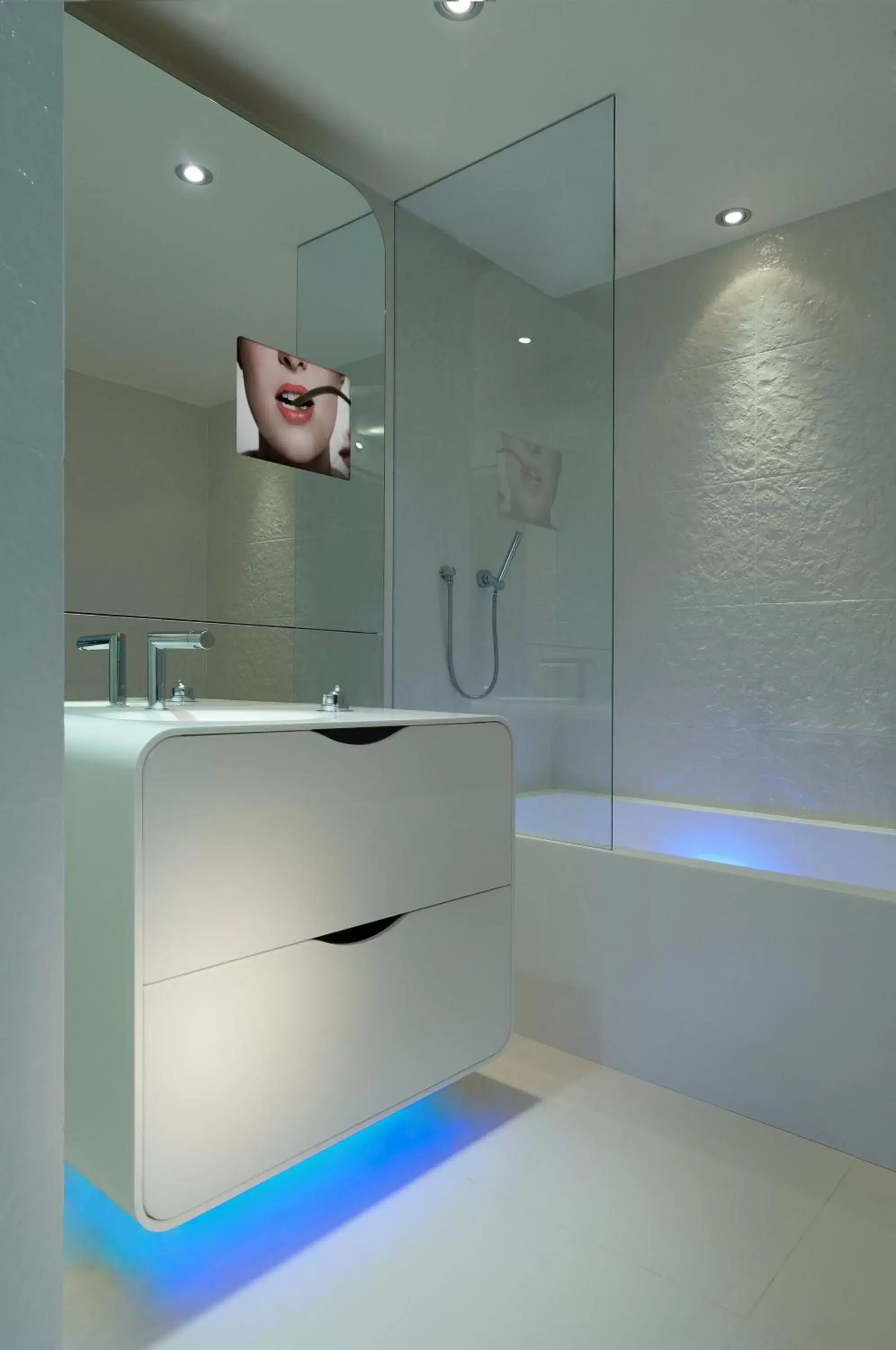 Bathroom in i-Suite Hotel