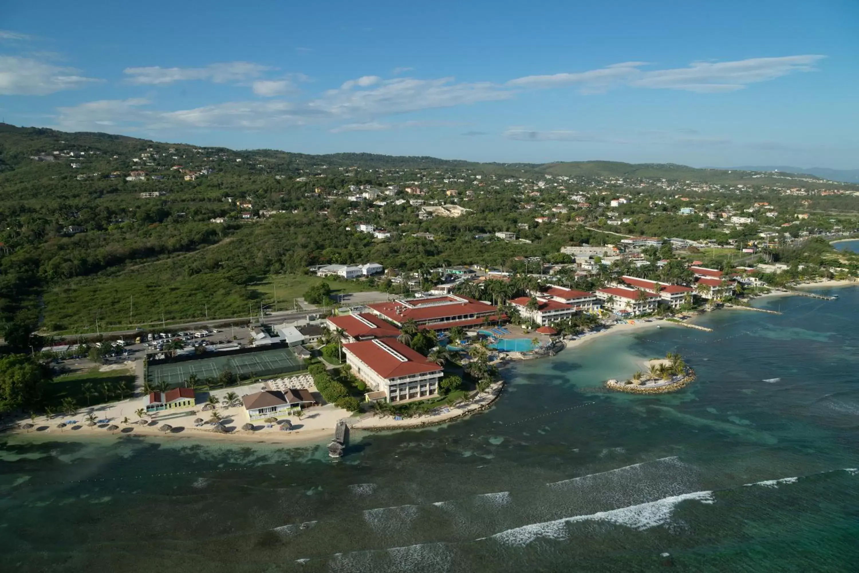 Property building, Bird's-eye View in Holiday Inn Resort Montego Bay All Inclusive, an IHG Hotel