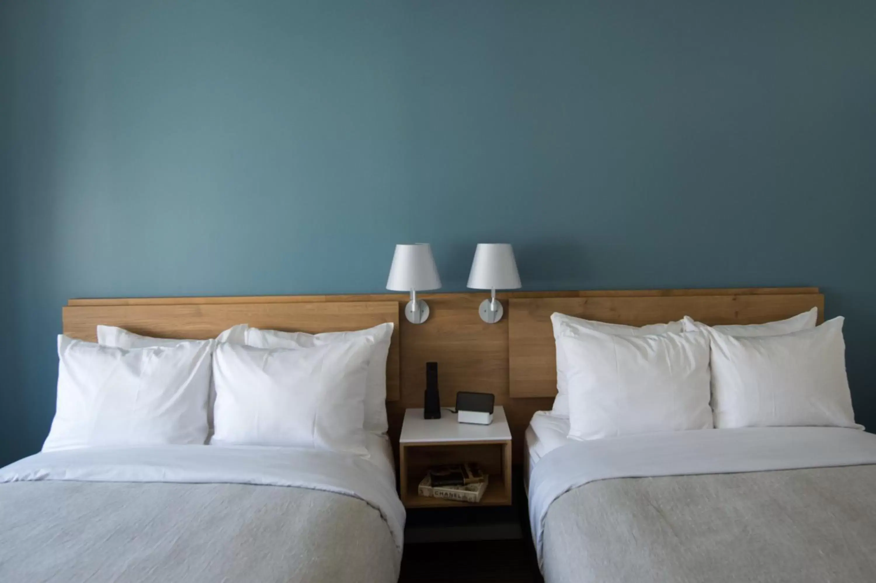 Bed in The Study at Yale, Study Hotels