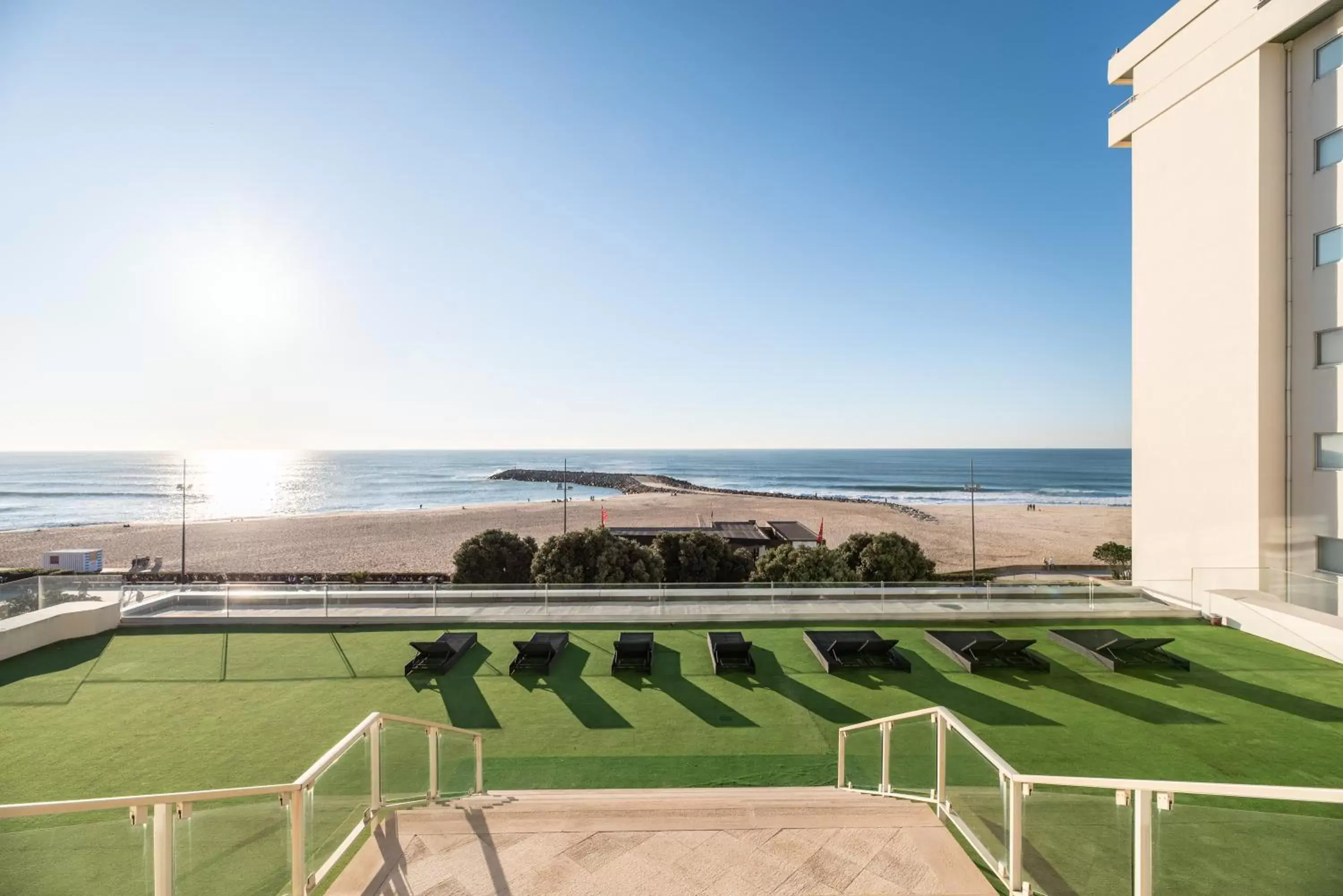 Swimming pool, Sea View in Exe Praia Golfe