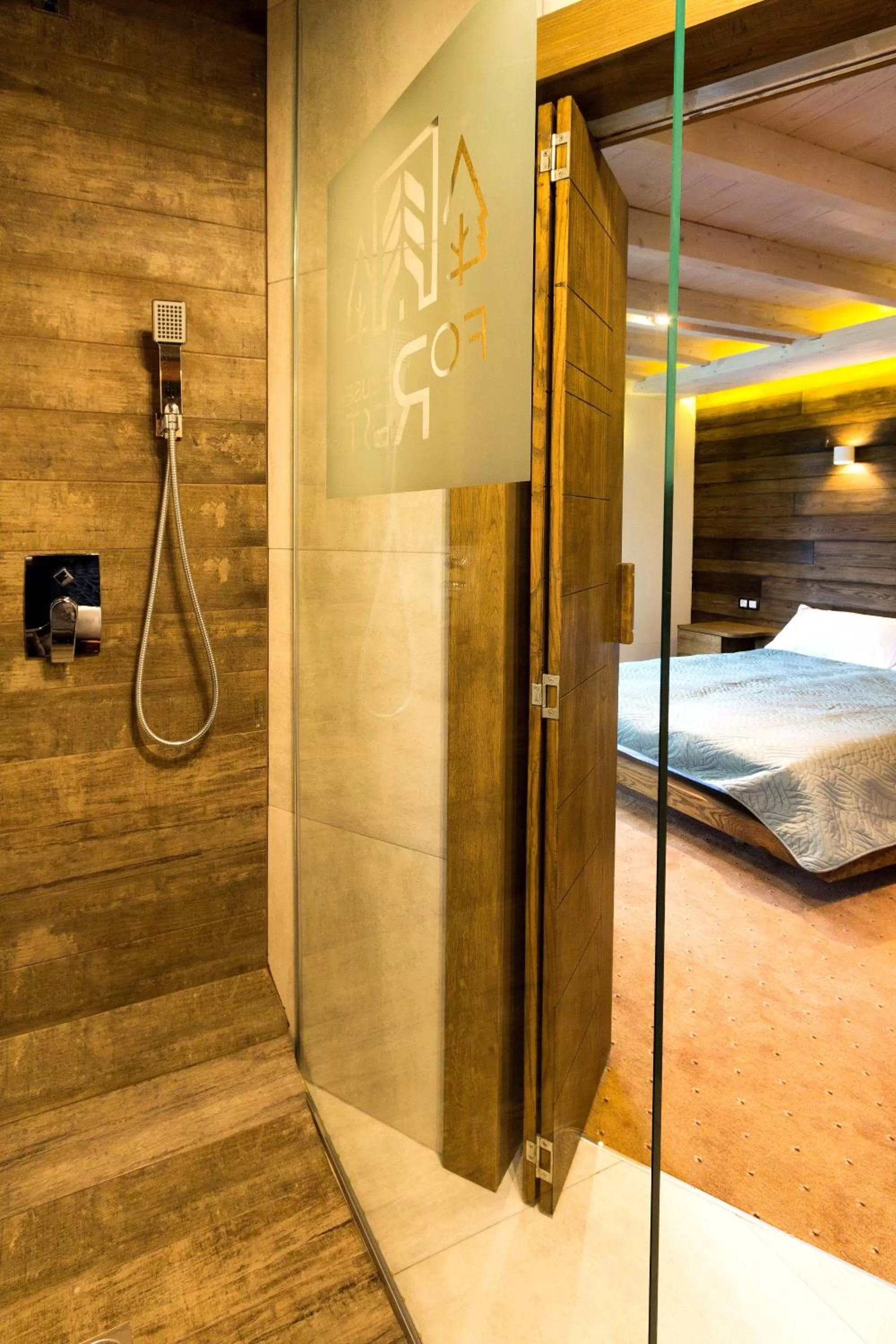 Shower, Bathroom in FoRest