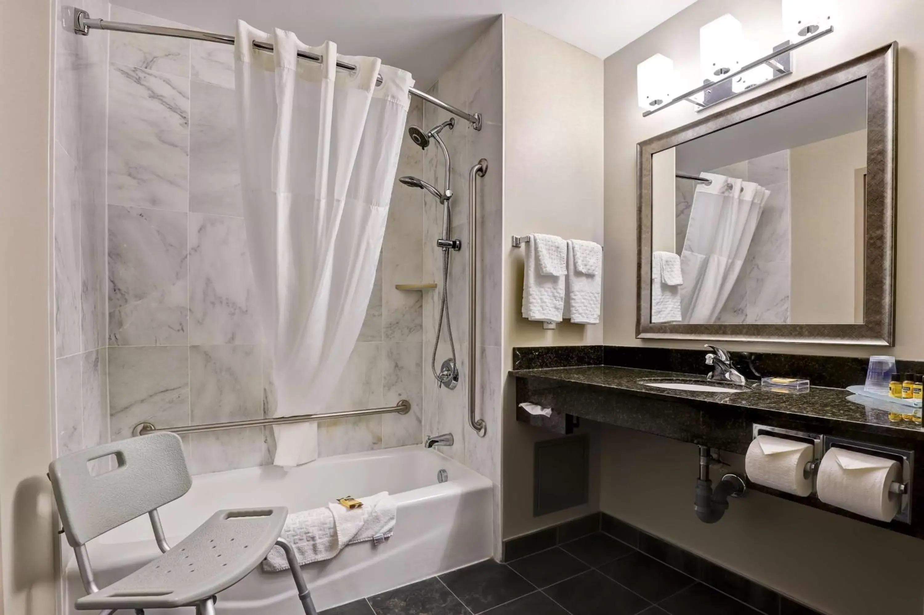 Photo of the whole room, Bathroom in Best Western Plus Brandon Inn