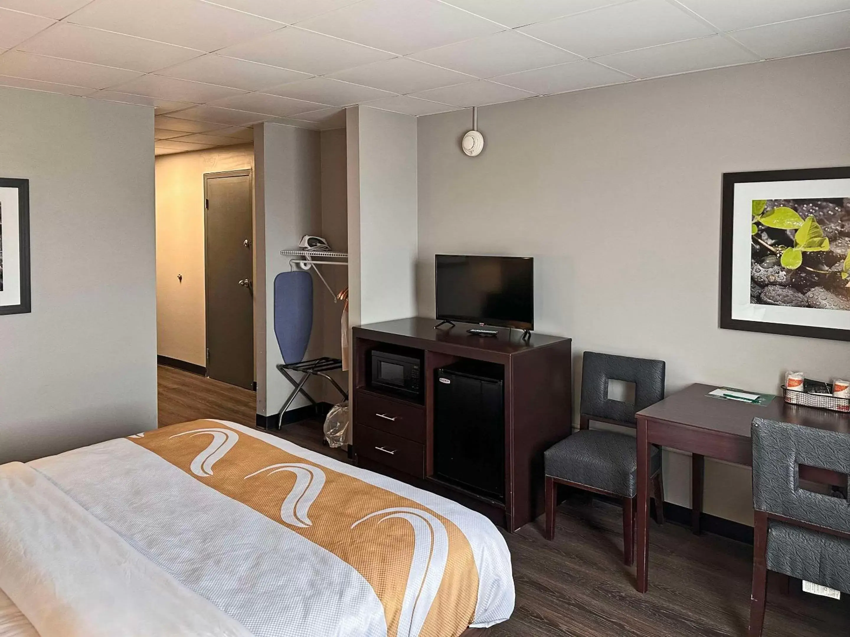 Bedroom, Bed in Quality Inn Montpelier Bedroom, Bed in Quality Inn Montpelier